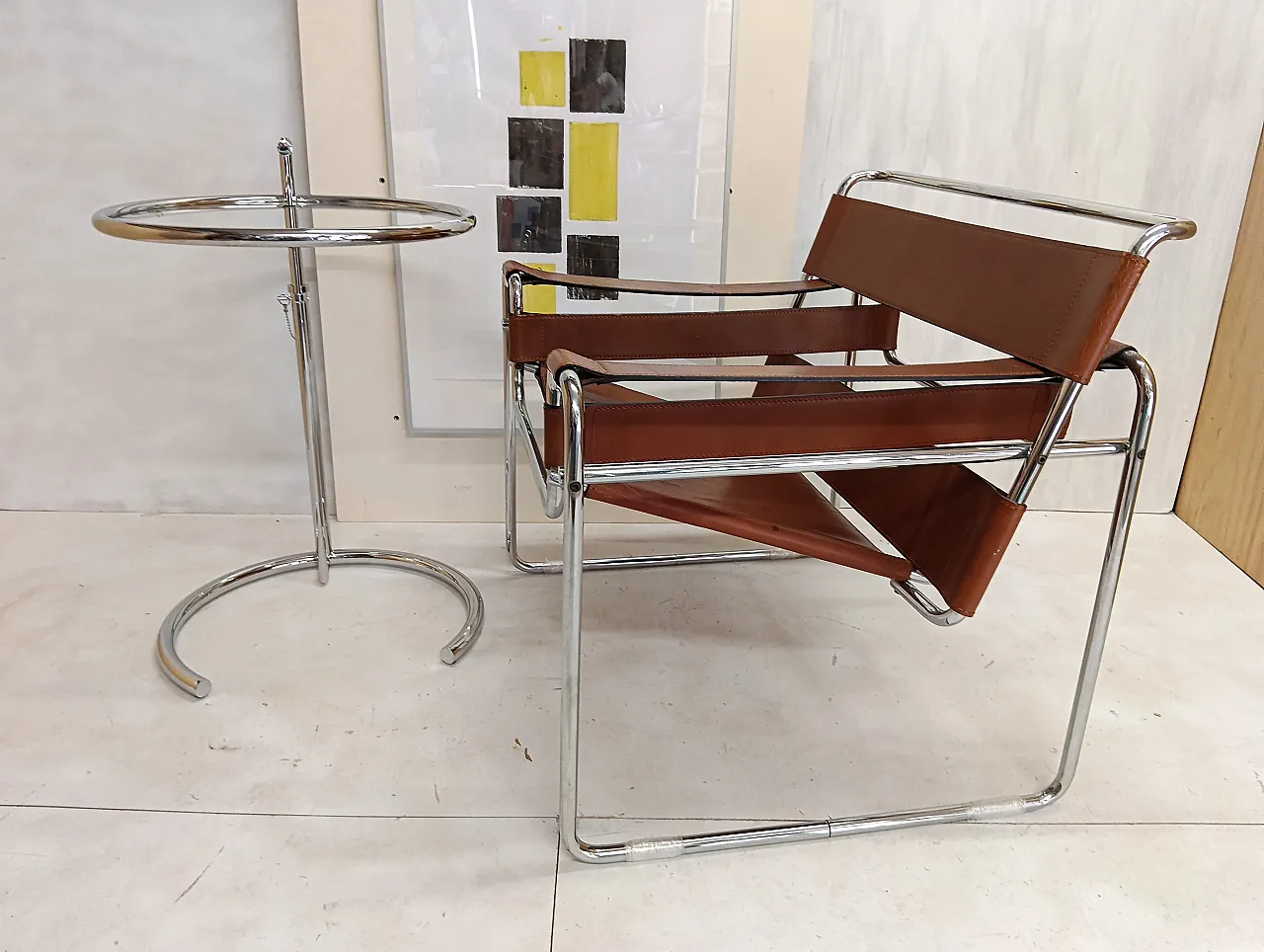 Poltrona Wassily 134 e tavolino 409 Eileen Gray di Alivar, anni '90 49