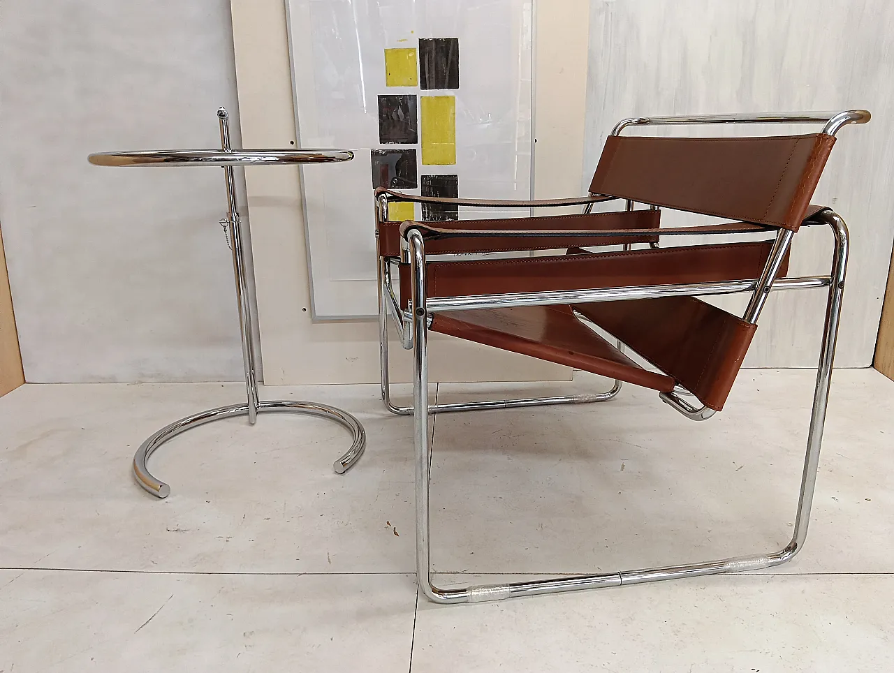 Poltrona Wassily 134 e tavolino 409 Eileen Gray di Alivar, anni '90 50