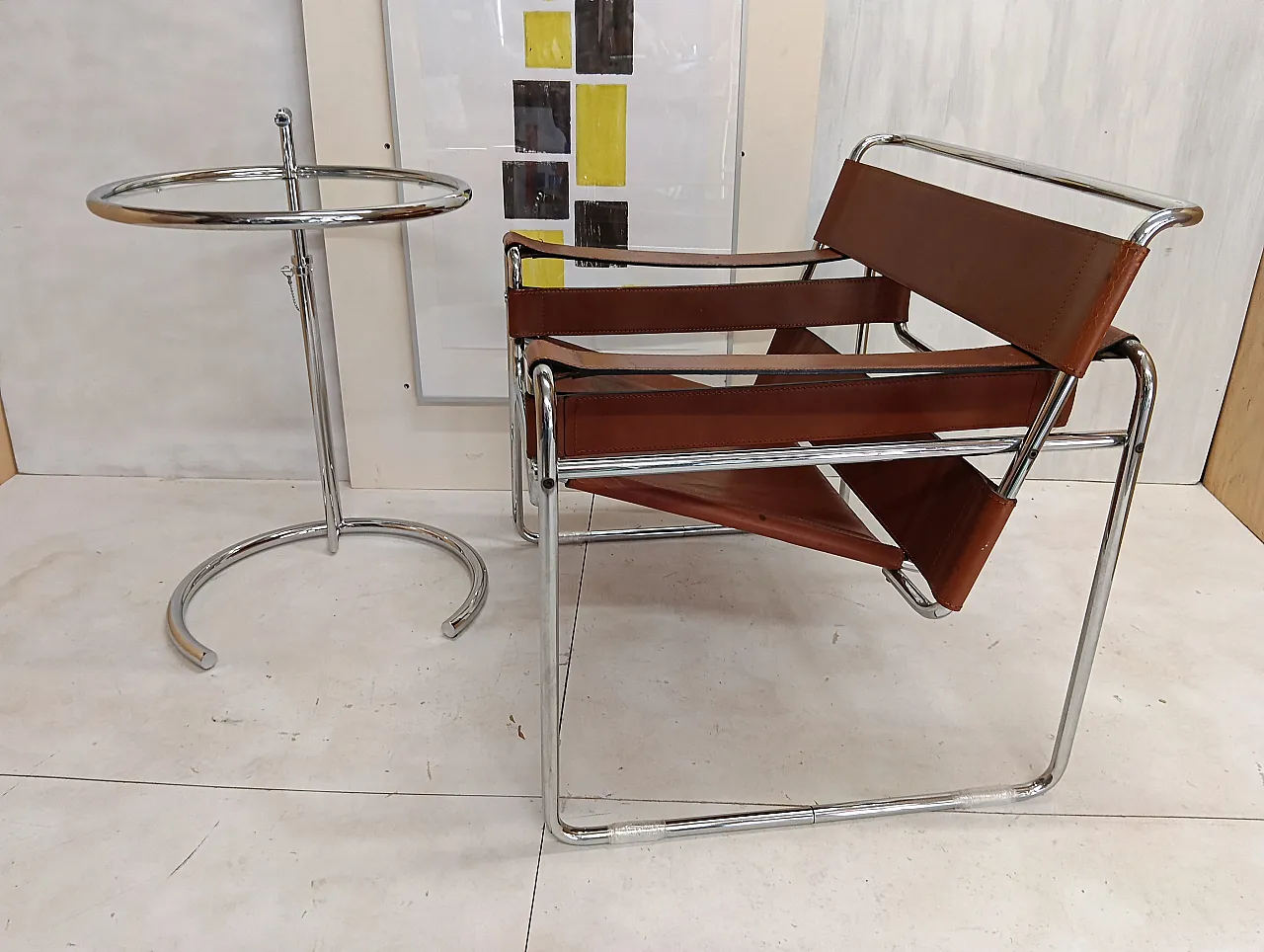 Poltrona Wassily 134 e tavolino 409 Eileen Gray di Alivar, anni '90 51