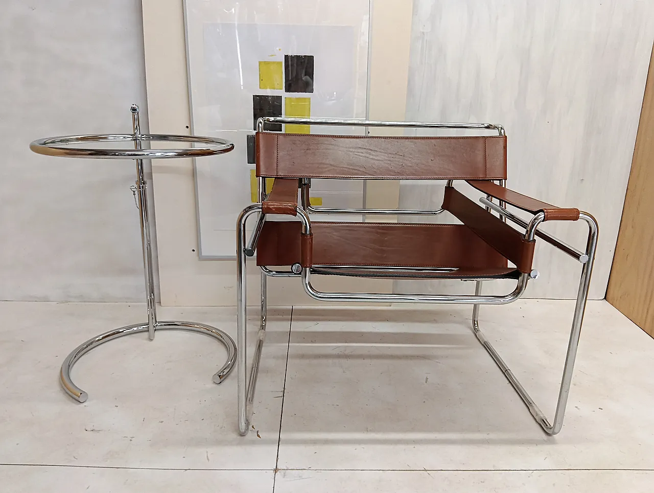 Poltrona Wassily 134 e tavolino 409 Eileen Gray di Alivar, anni '90 65