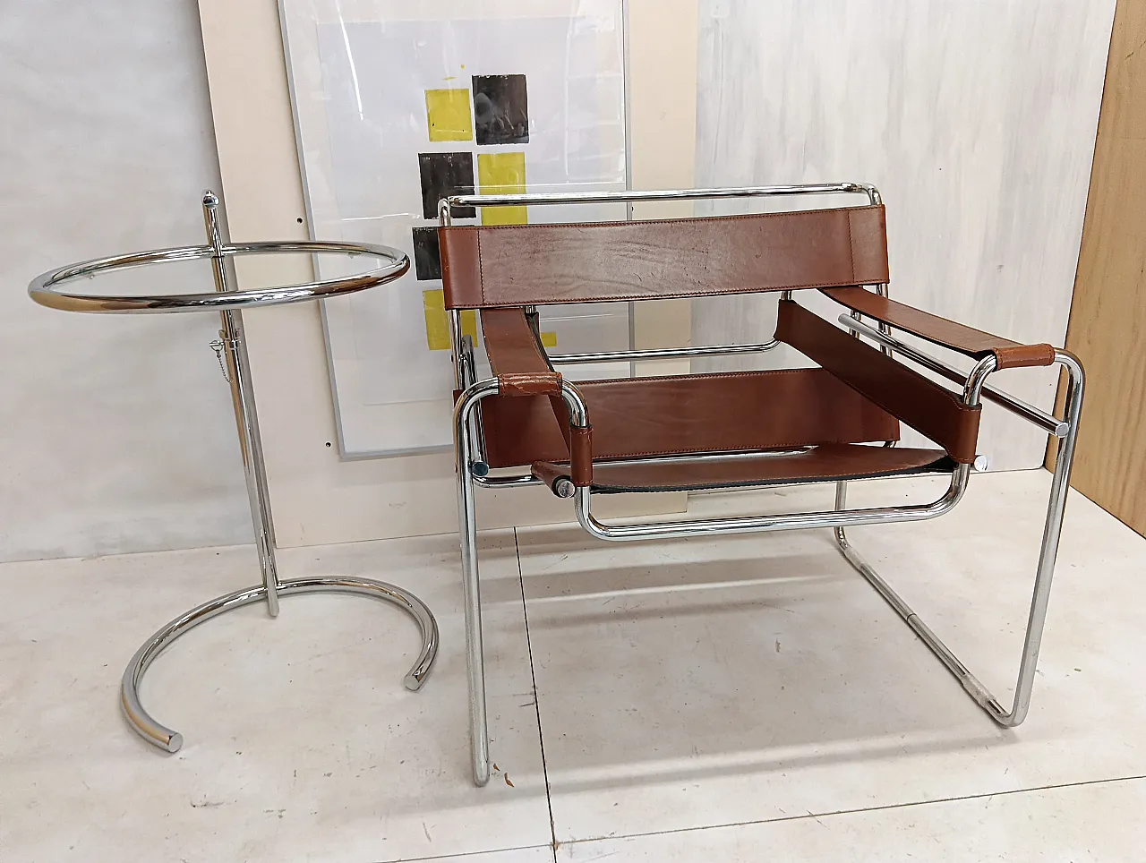 Poltrona Wassily 134 e tavolino 409 Eileen Gray di Alivar, anni '90 75