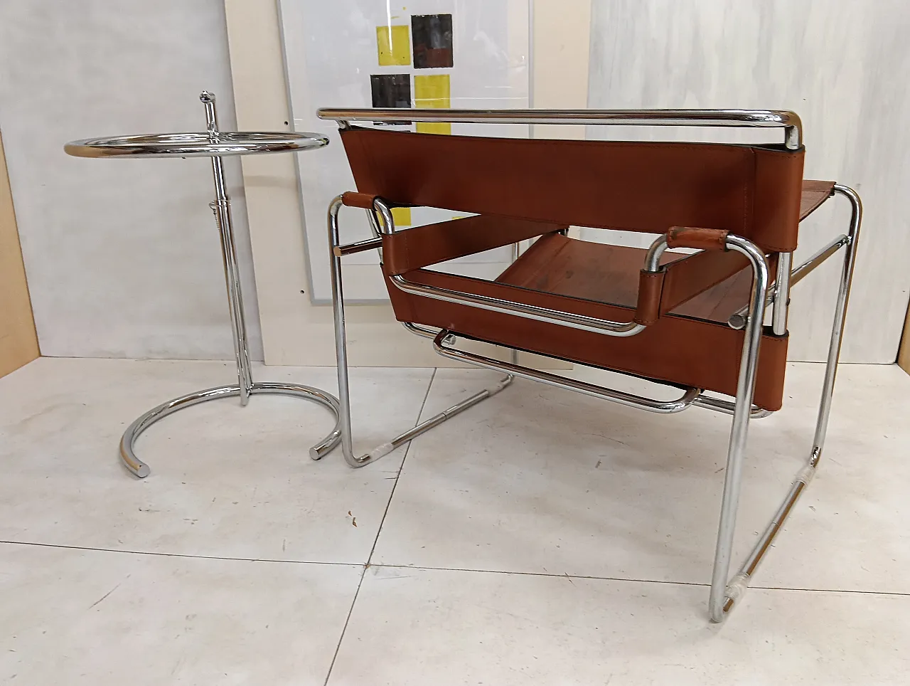 Poltrona Wassily 134 e tavolino 409 Eileen Gray di Alivar, anni '90 107