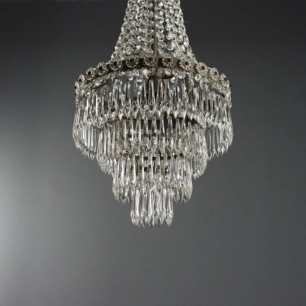 Hot air balloon chandelier, late 19th century 9