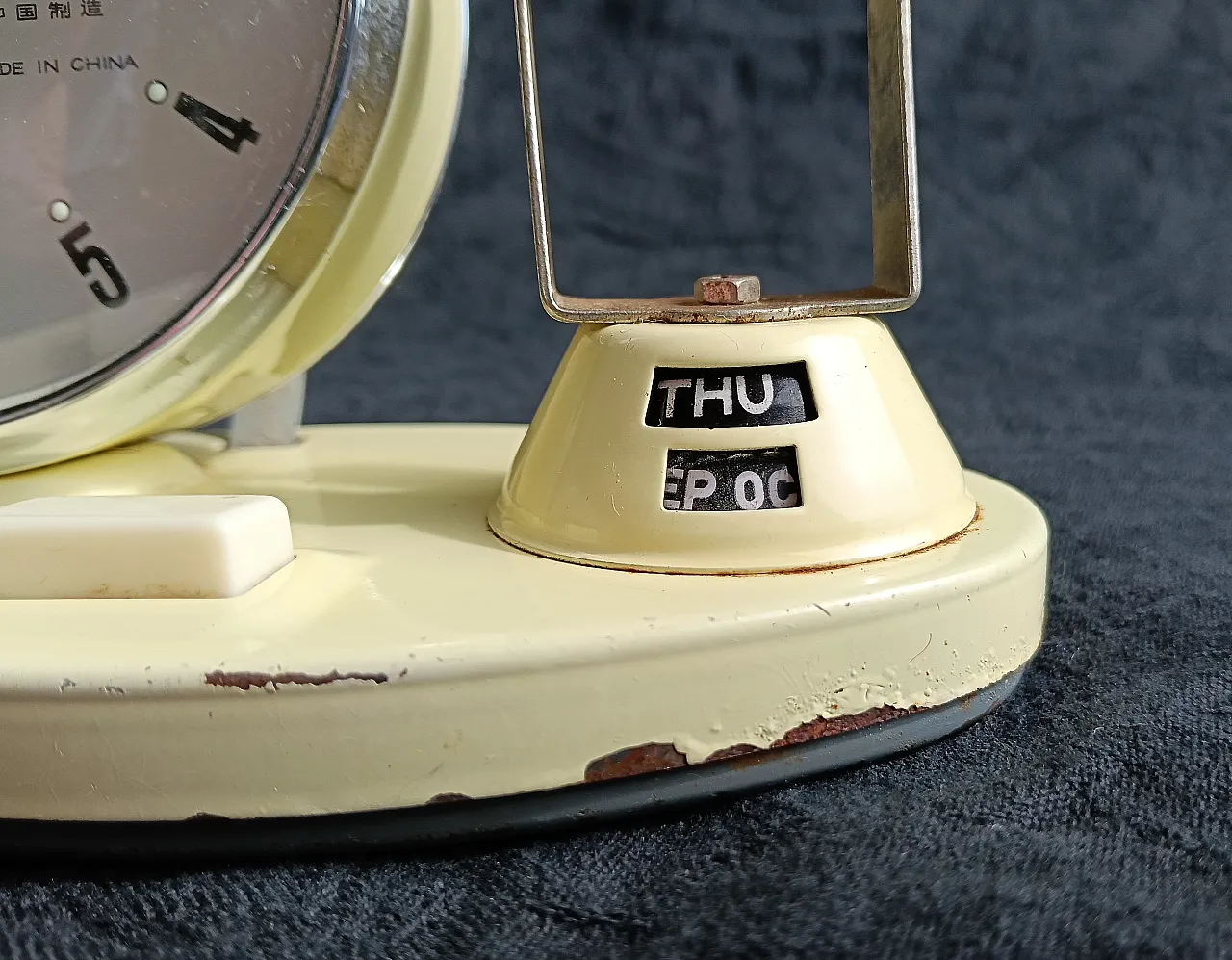 Table clock, 1960s 5