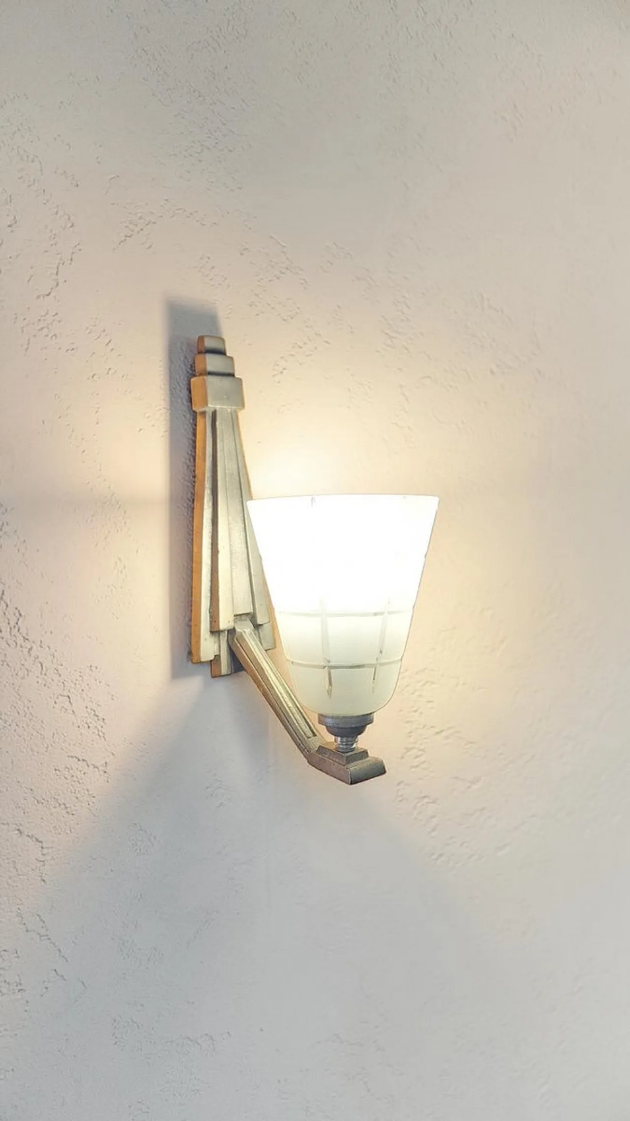 Art Deco glass and metal wall lamp, 1930s 2