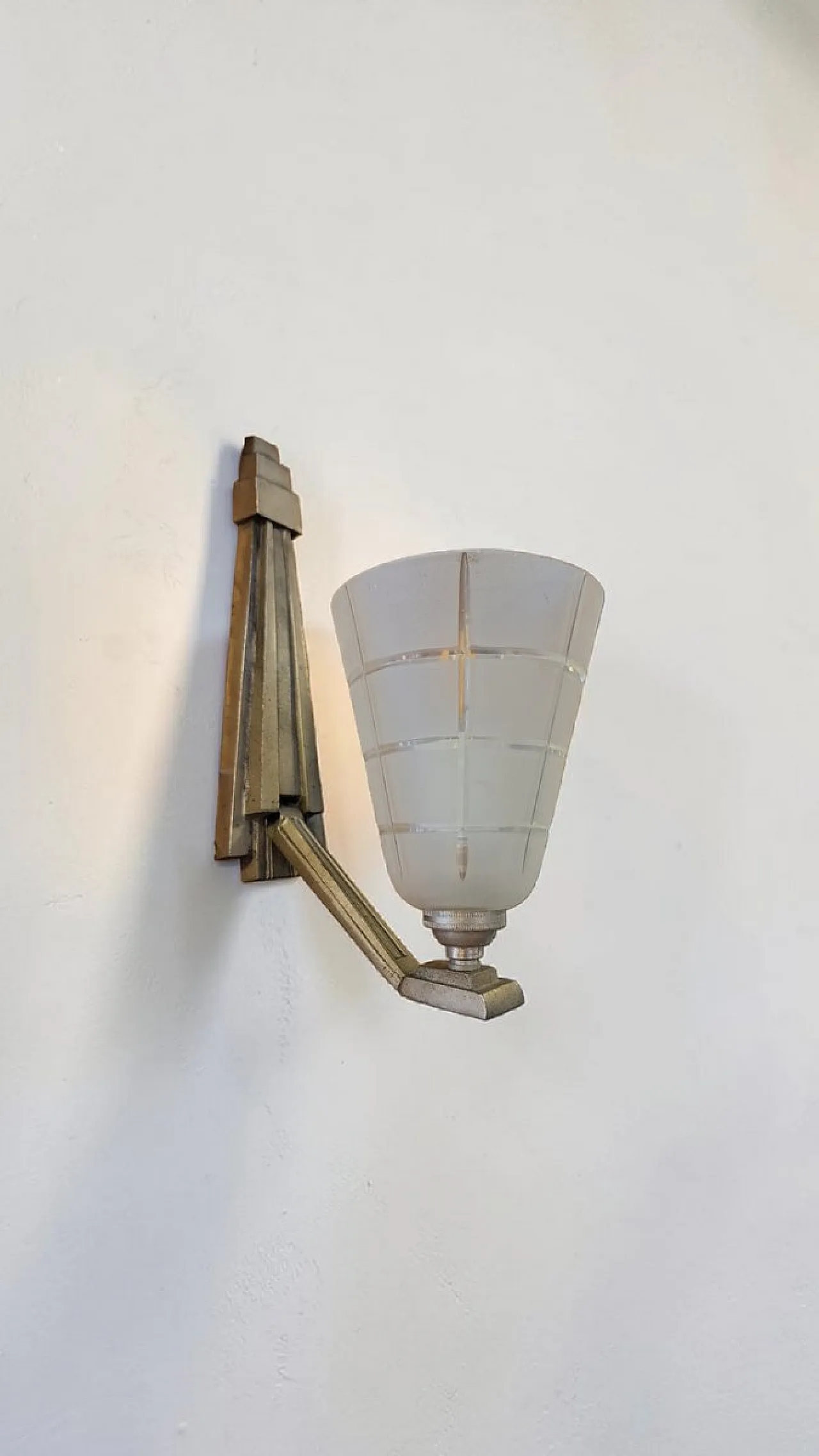 Art Deco glass and metal wall lamp, 1930s 3