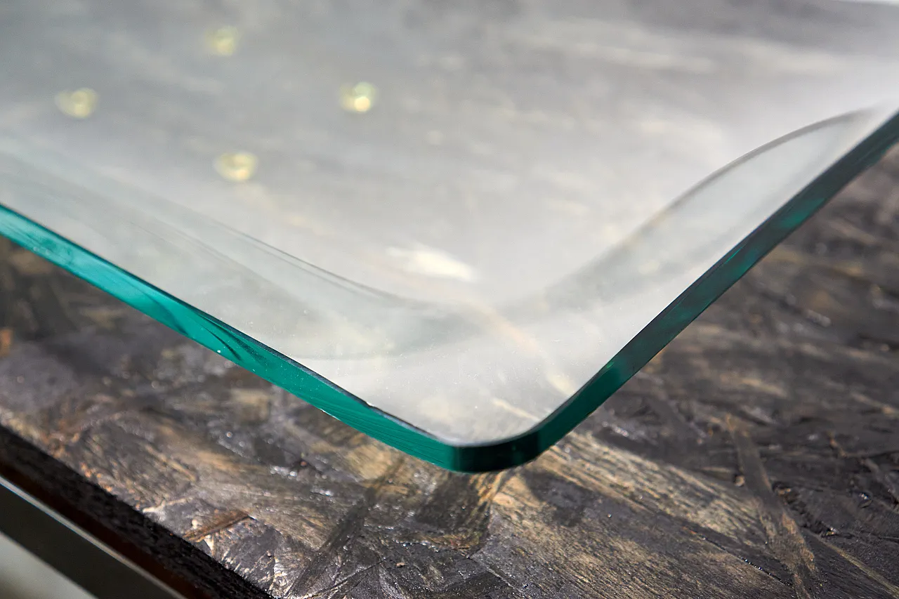 FIAM curved glass centrepiece 9