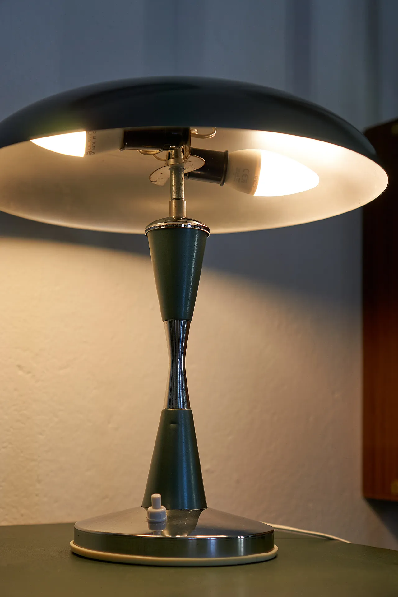 Mid-century table lamp, 60s 4