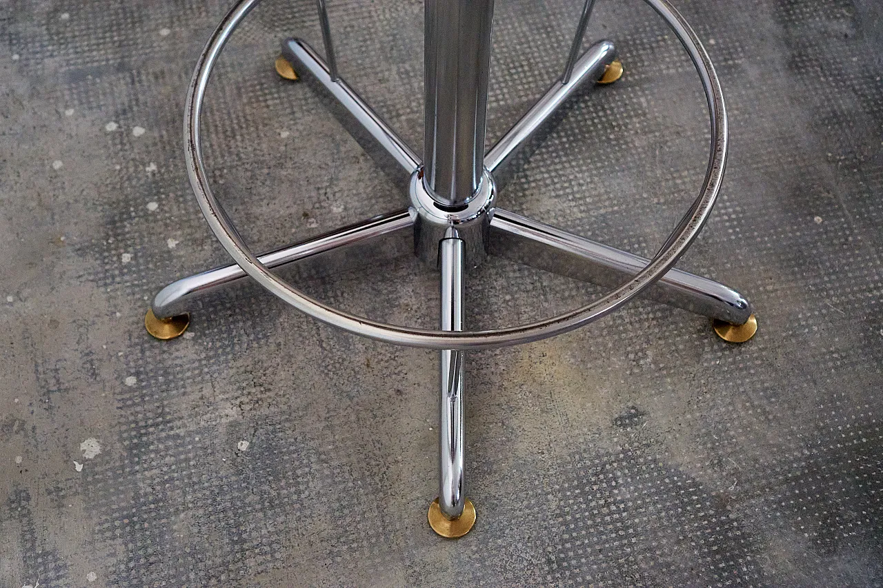 Industrial chrome and wood stool, adjustable in height, 60s-70s 5
