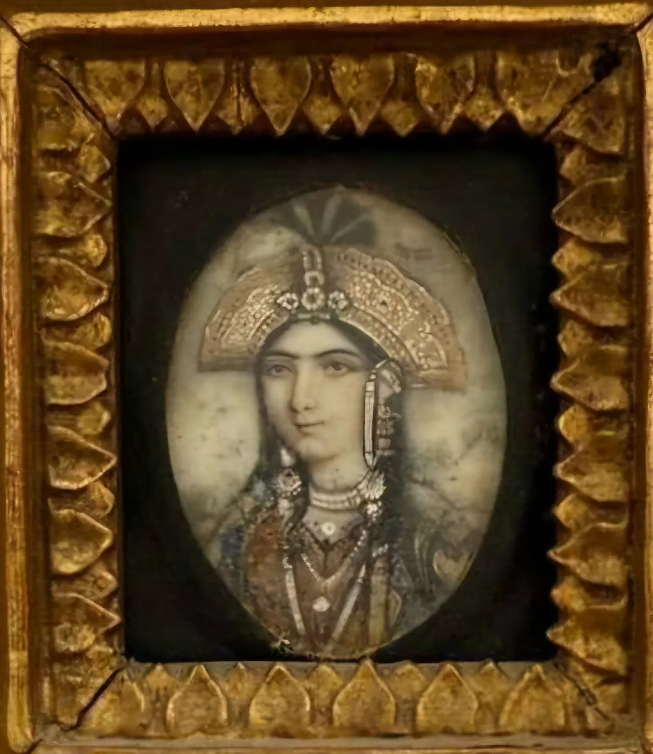 Mughal Lady Miniature on Ivory - Delhi School, 19th Century 2