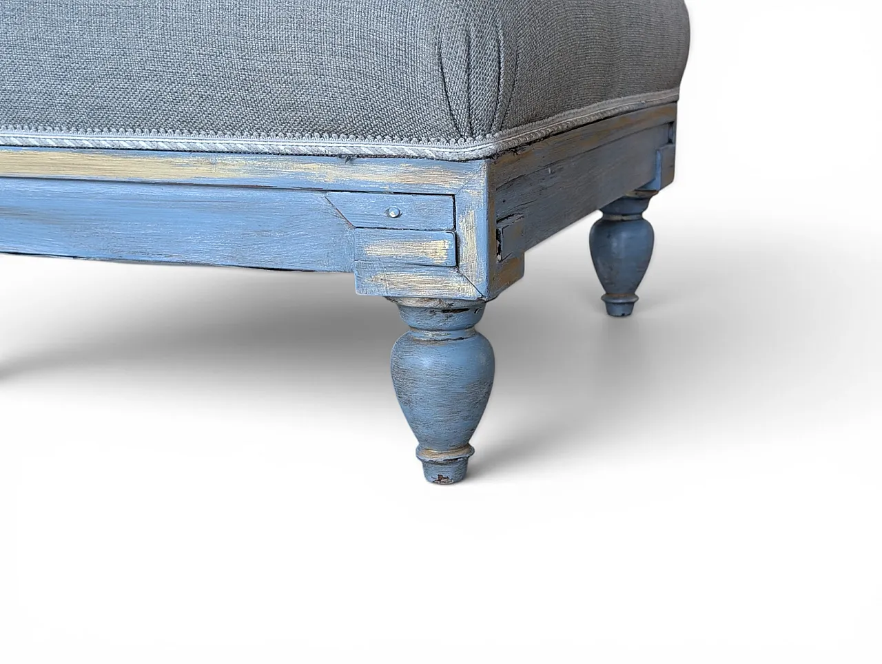Chaise longue entirely restored and decorated by hand, 70s 3