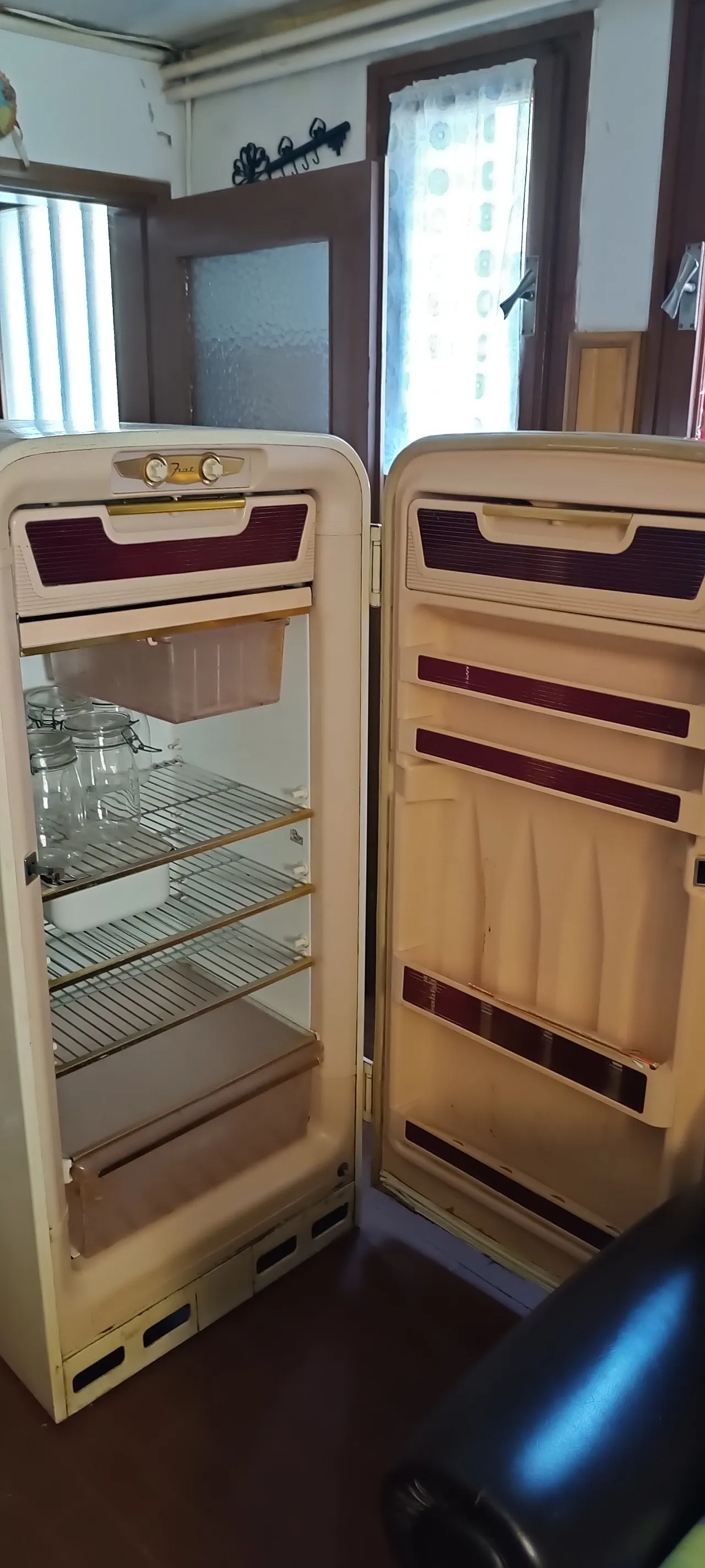 9005 FIAT refrigerator from the 1950s 2