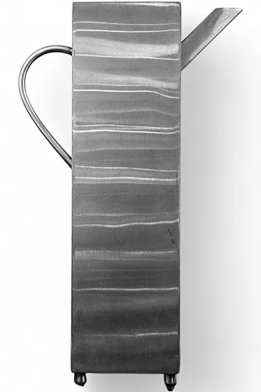 Vaso in metallo di Aldo Rossi, anni '80