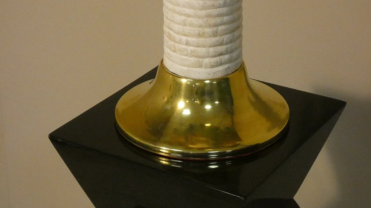 Palma table lamp in brass and resin, Italy, 1970s 9