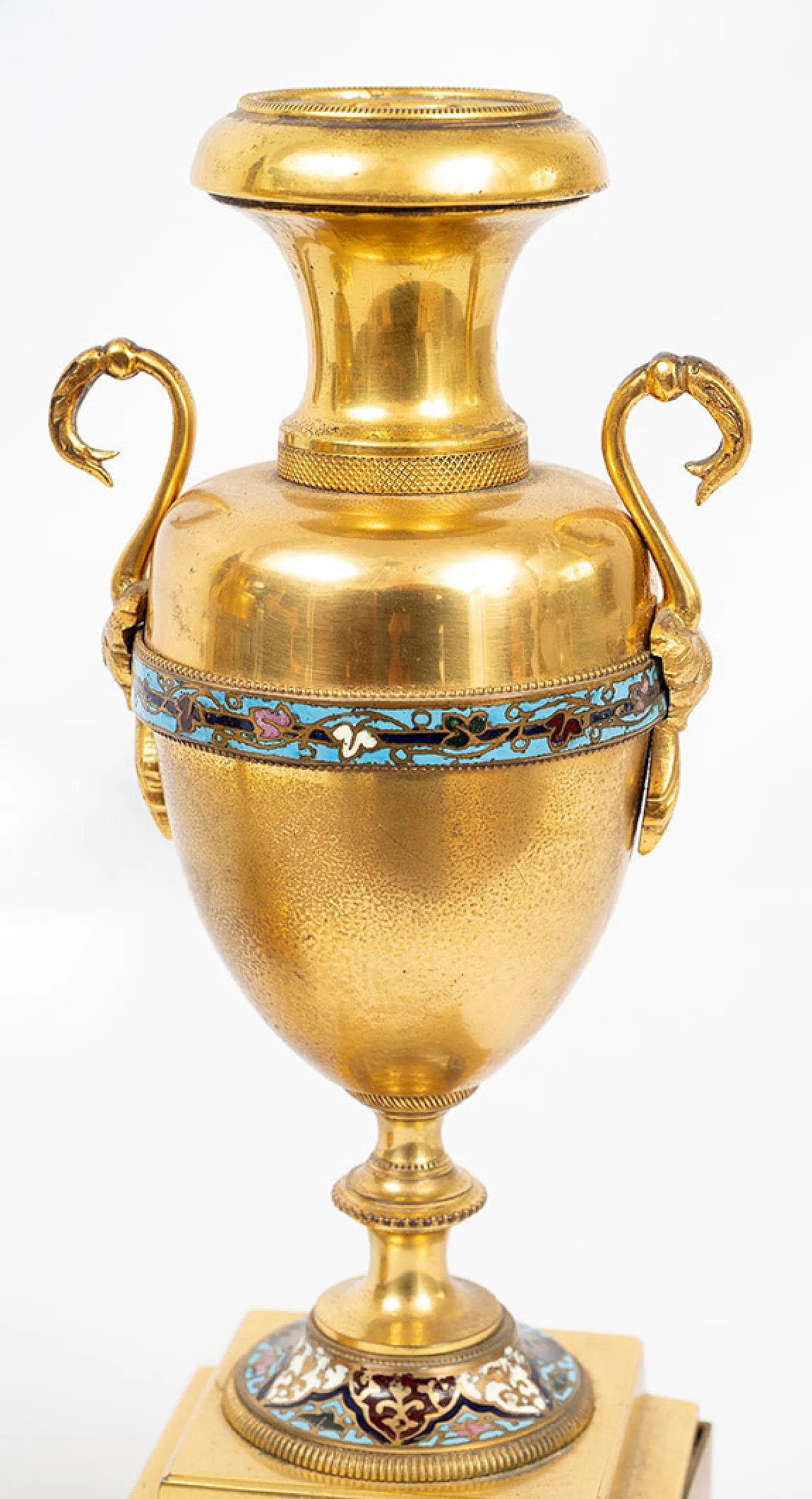 Pair of amphora vases in gilded bronze with clois inserts, 19th c. 2