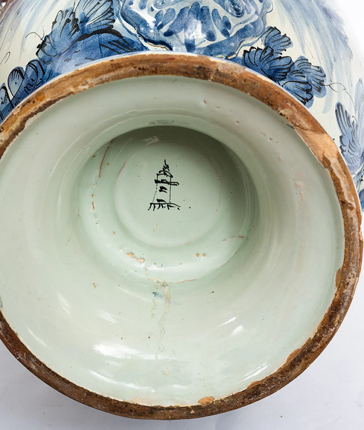 Tin vase in glazed majolica with double handles, Albisola, 18th c. 6