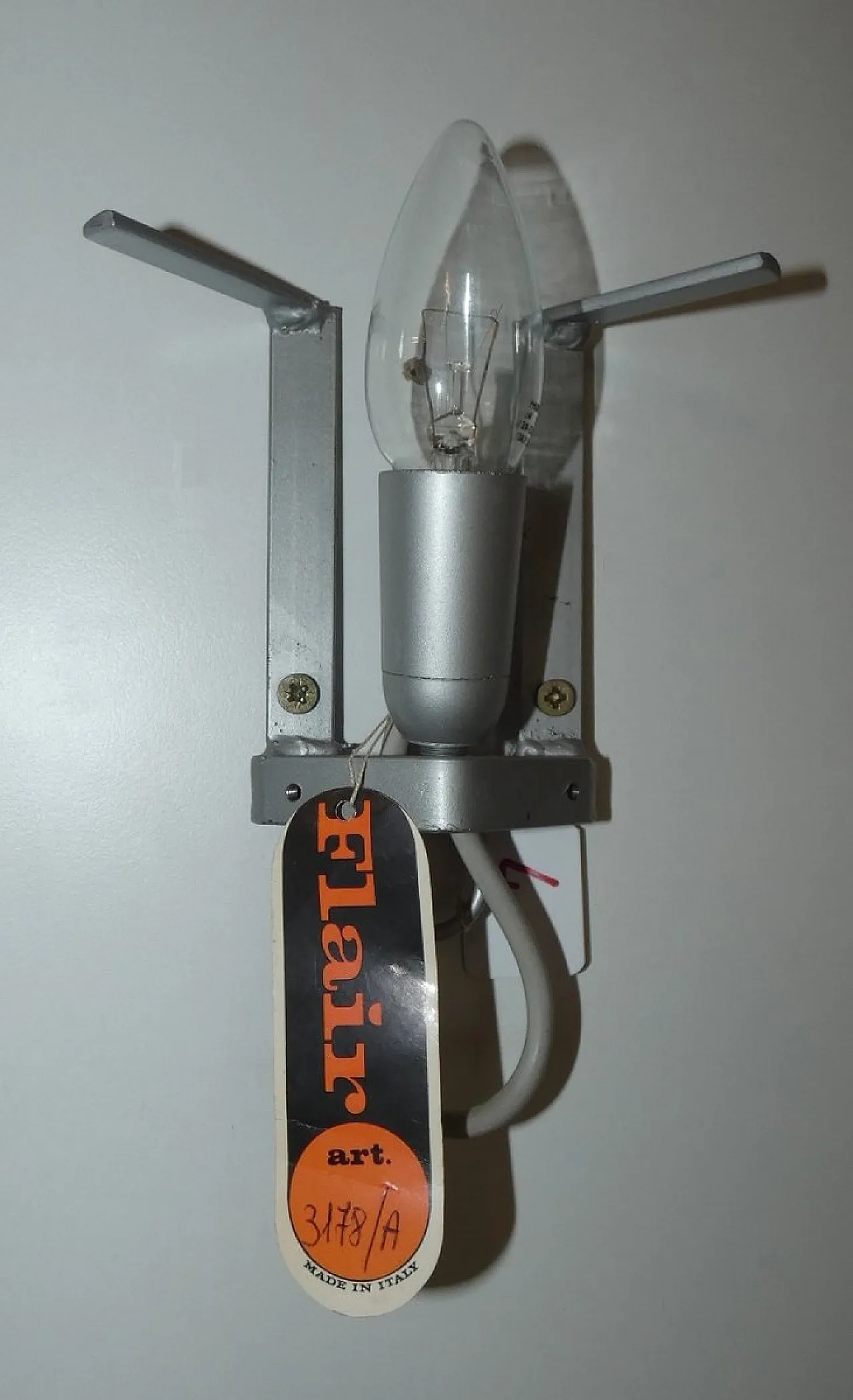 Pair of Tiffany Style Polycarbonate Wall Lamps from Flair, 1990s 8