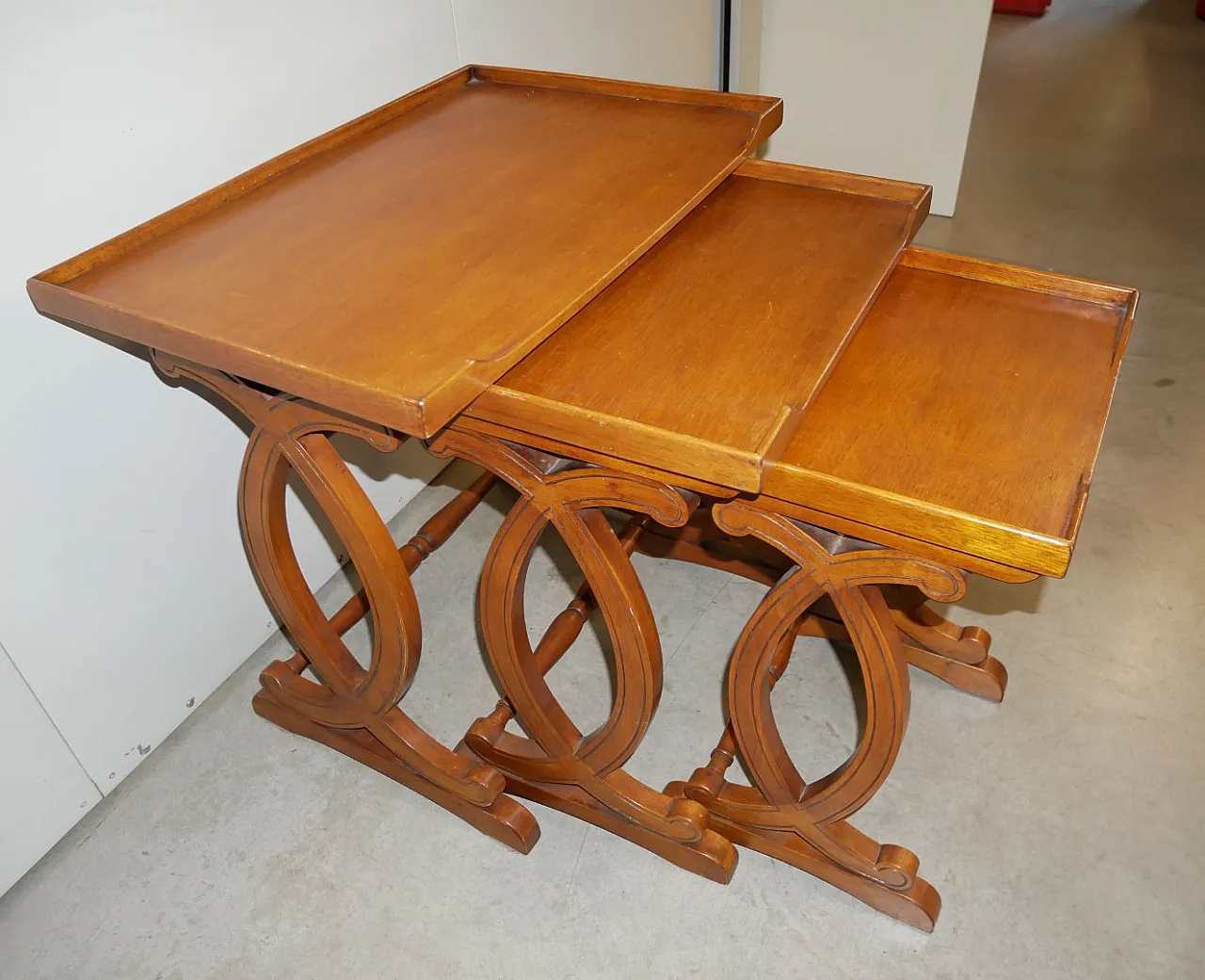 3 nest tables with moved legs and drawer, 1980s 5