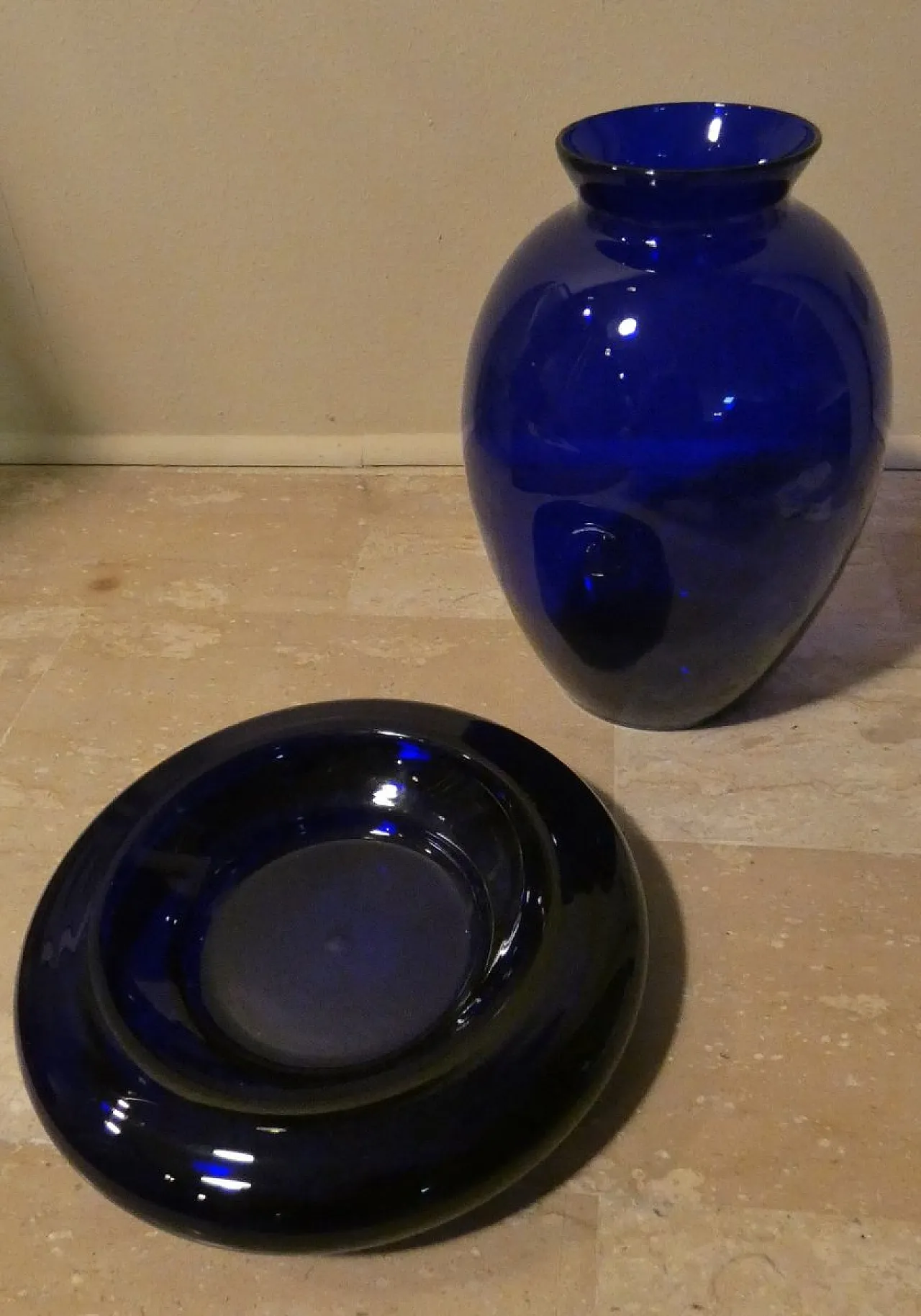 Set of Cobalt blue vase and ashtray by Carlo Moretti, 1990s 2