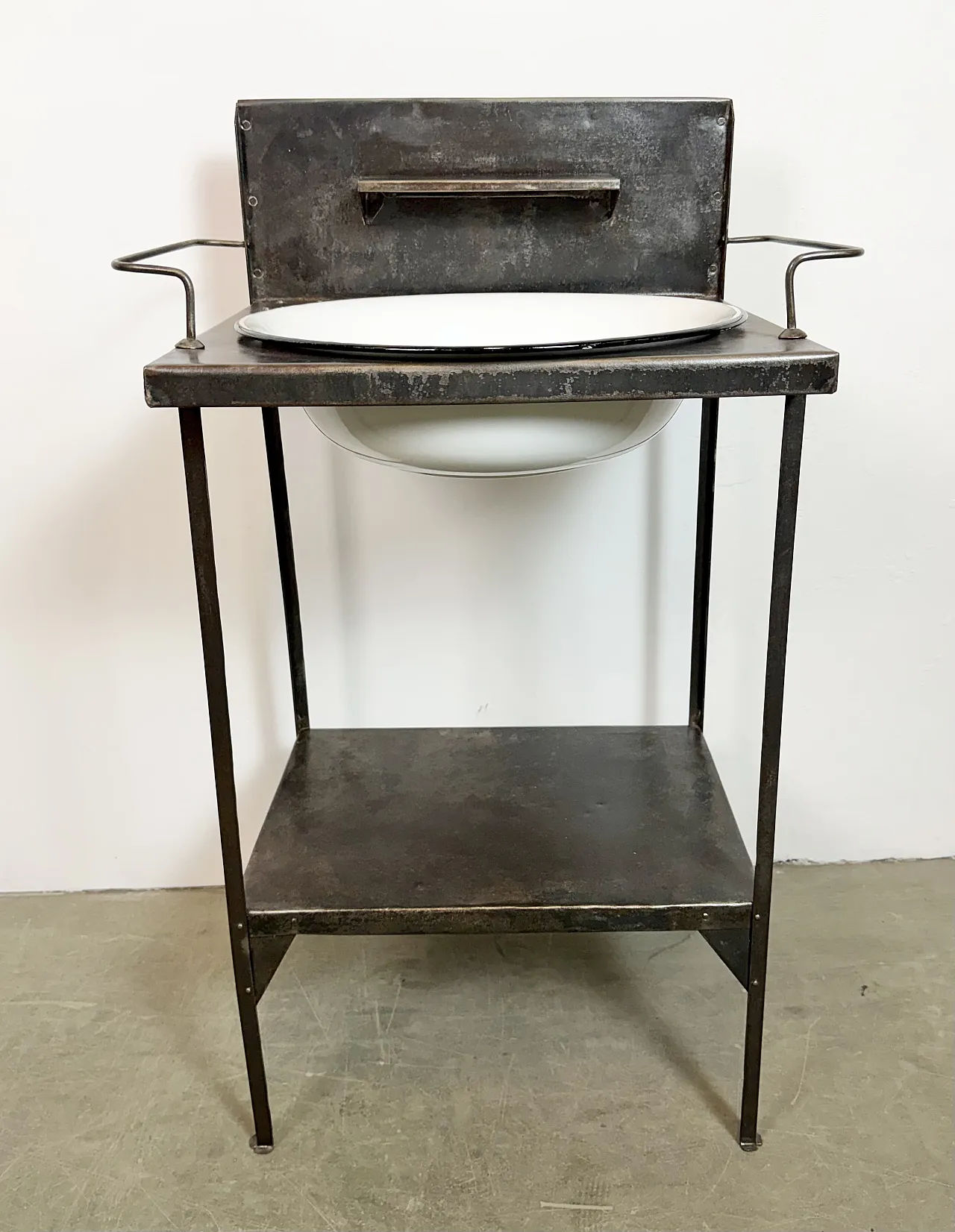 Lavabo da ospedale vintage industriale, anni '60 3