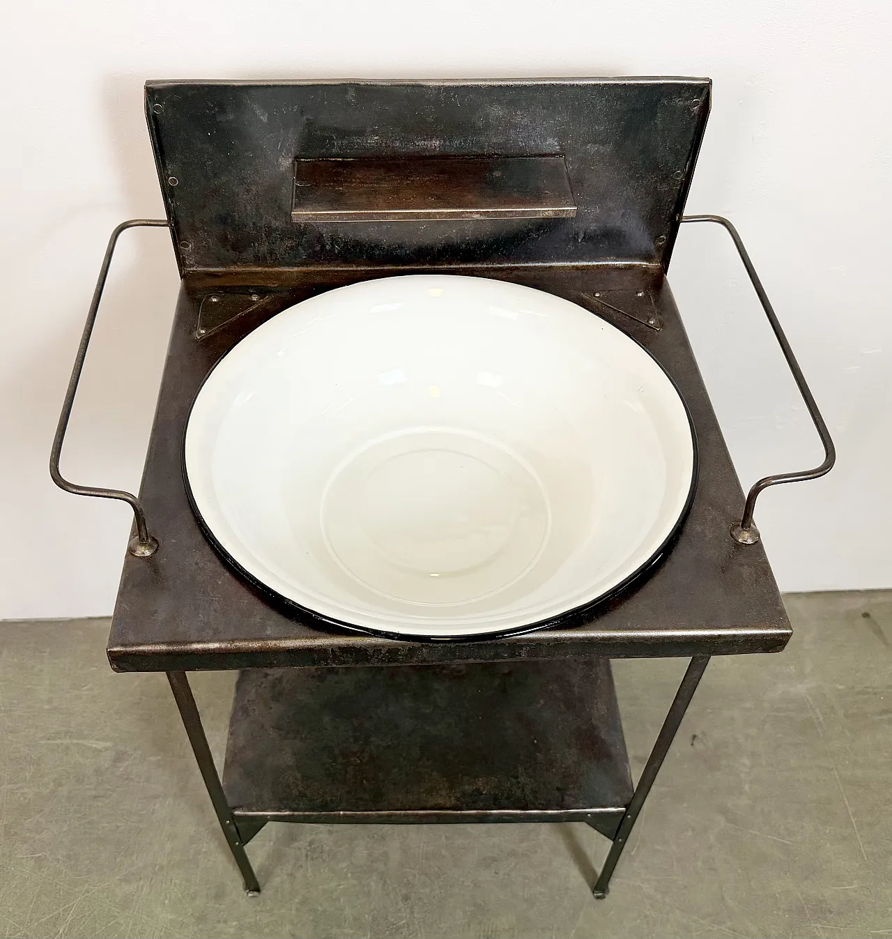 Lavabo da ospedale vintage industriale, anni '60 5