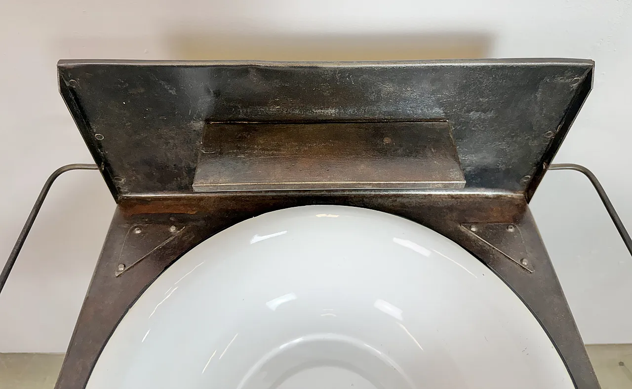 Lavabo da ospedale vintage industriale, anni '60 12