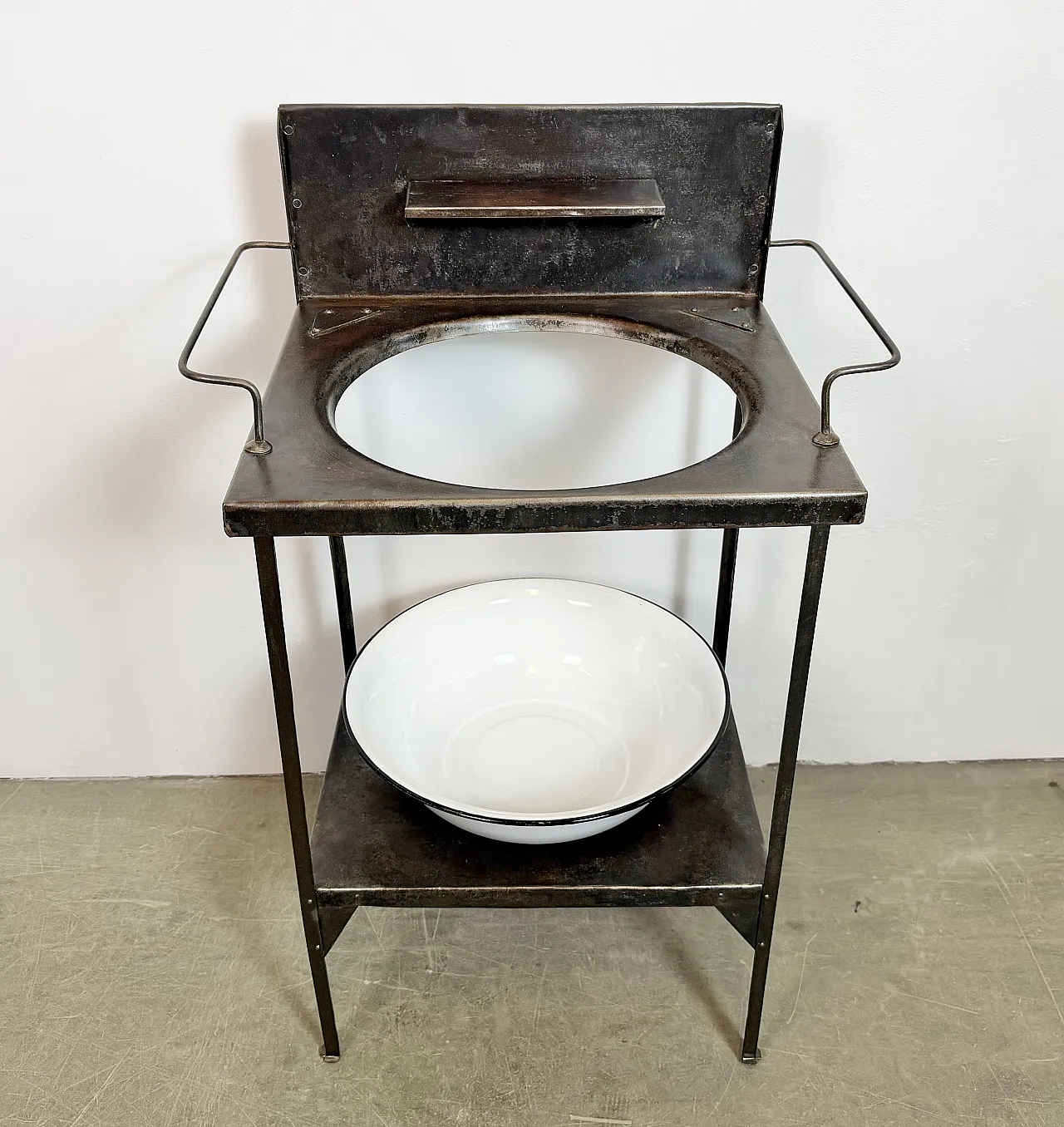 Lavabo da ospedale vintage industriale, anni '60 13