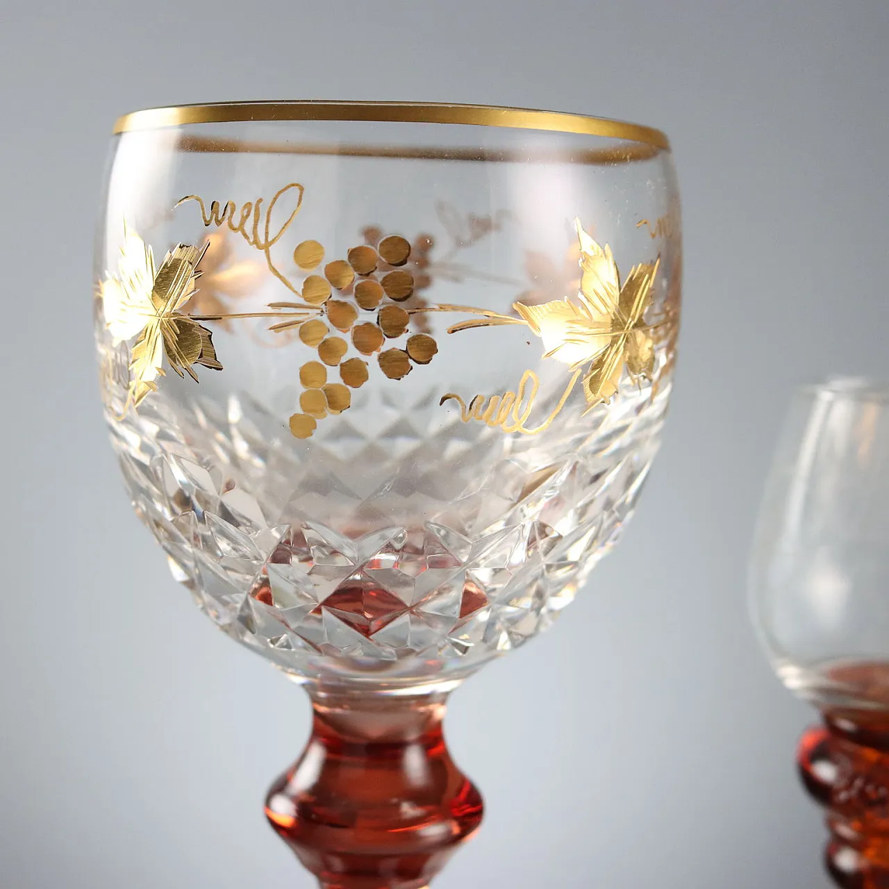 8 Glasses, 20th century 10