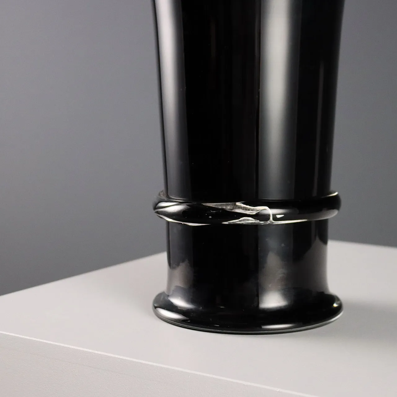 Black glass vase by Seguso Vetri d'Arte, 1980s 4