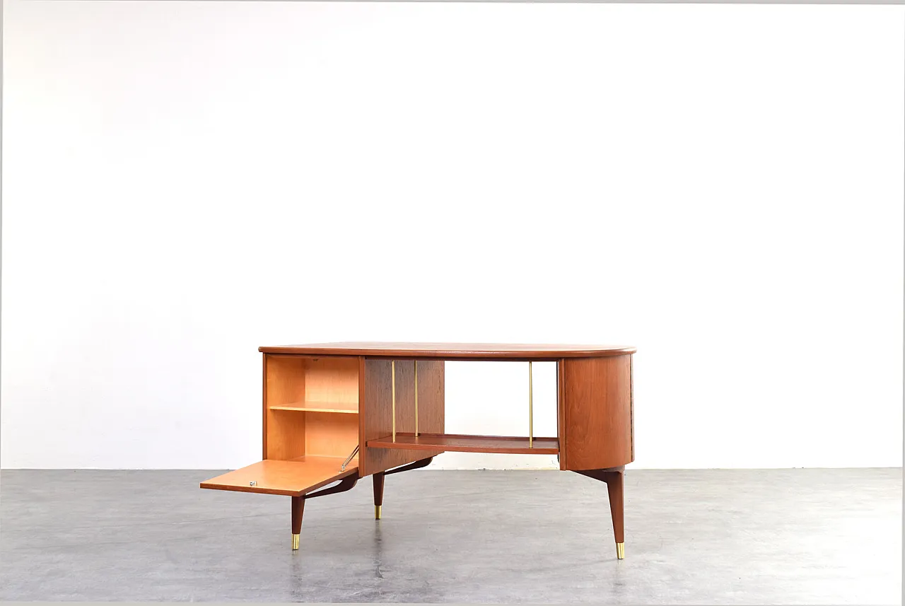 Scrivania Mid-Century in teak organico di Sola Møbler, anni '60. 10