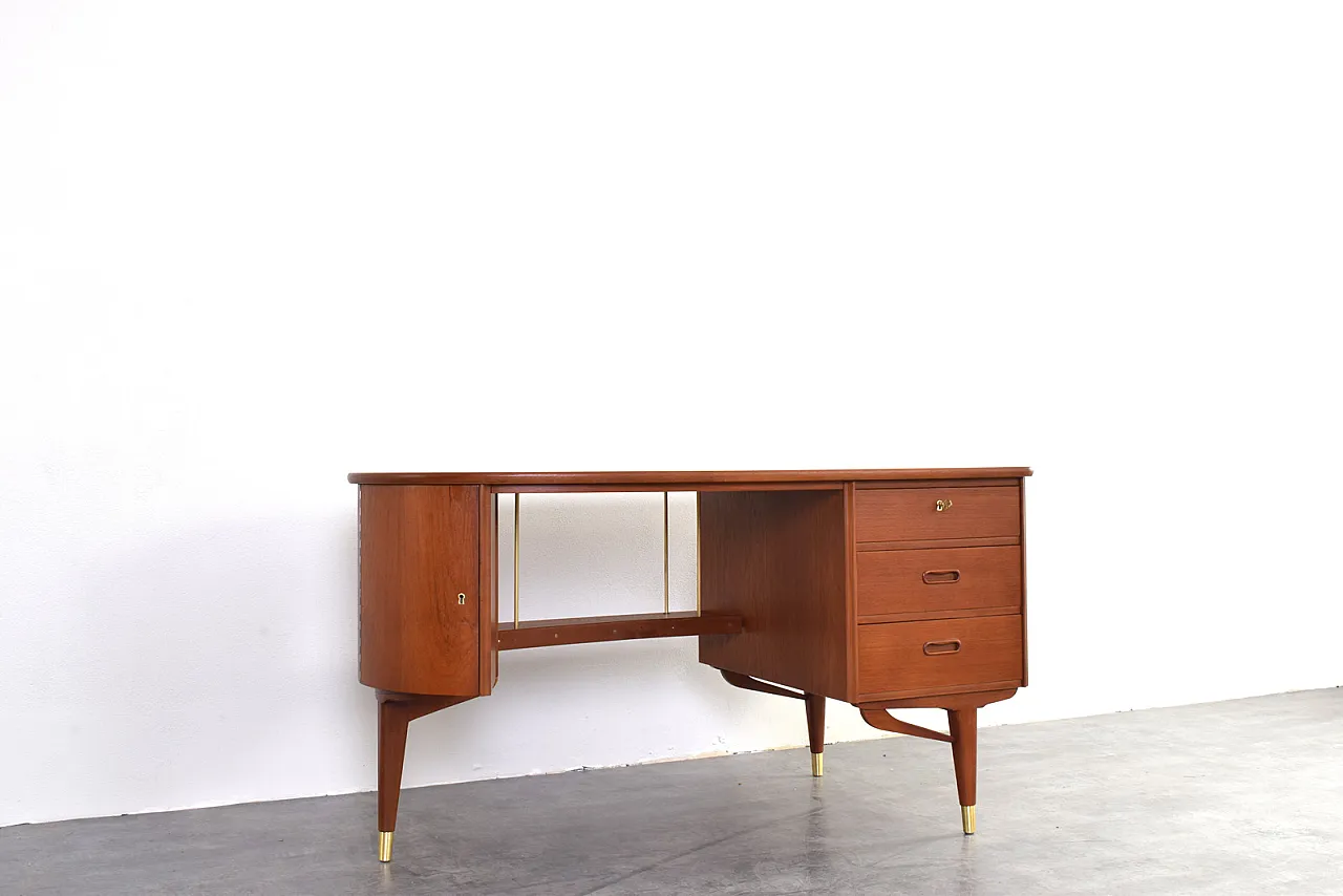 Scrivania Mid-Century in teak organico di Sola Møbler, anni '60. 11