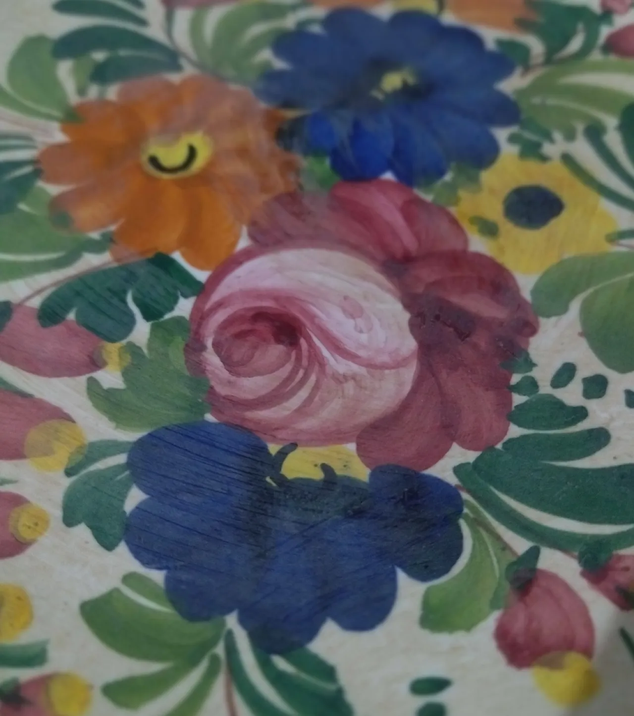 Pair of Deruta handcrafted ceramic plates, 70s 7
