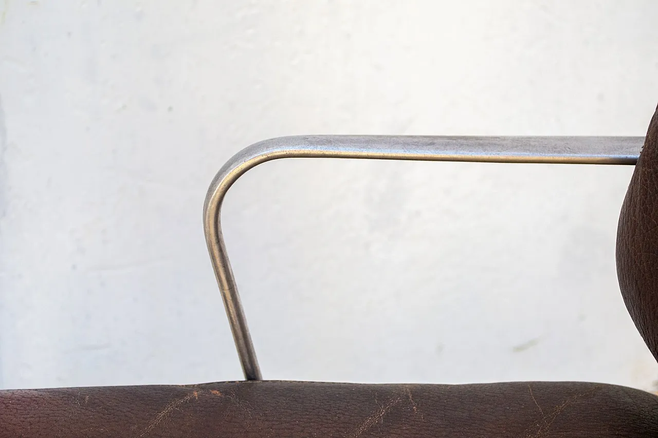 Soft Pad EA 219 chair by Charles & Ray Eames for Herman Miller, 1960s 6