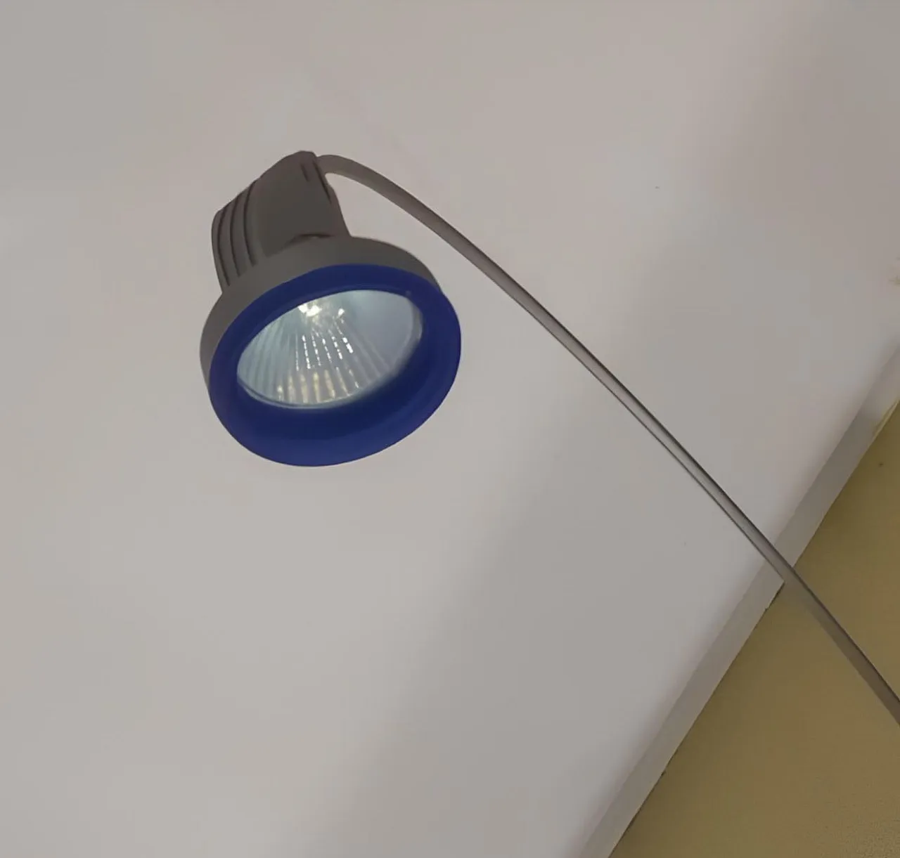 Jack System spotlight wall system 1