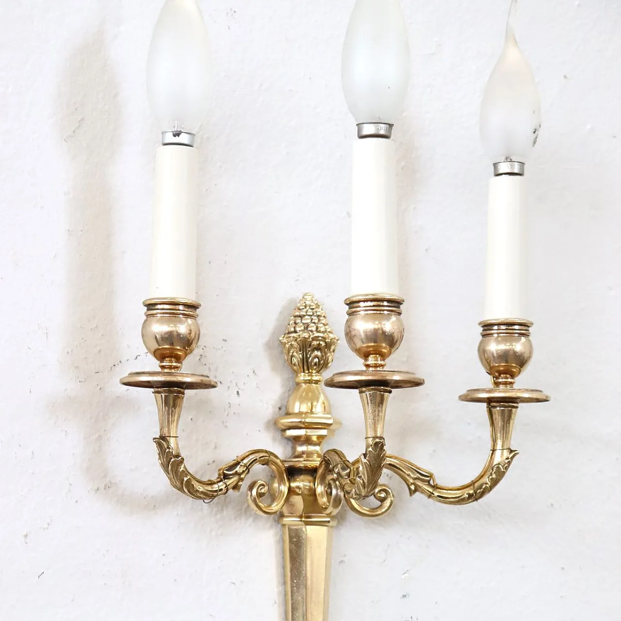 3 gilded brass appliques, 19th century 4