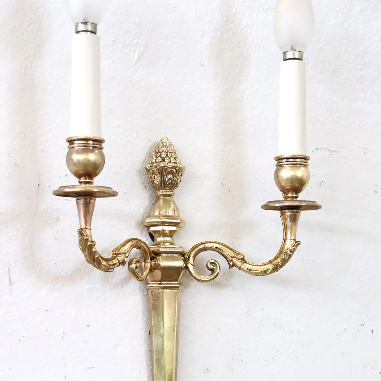 3 gilded brass appliques, 19th century 5