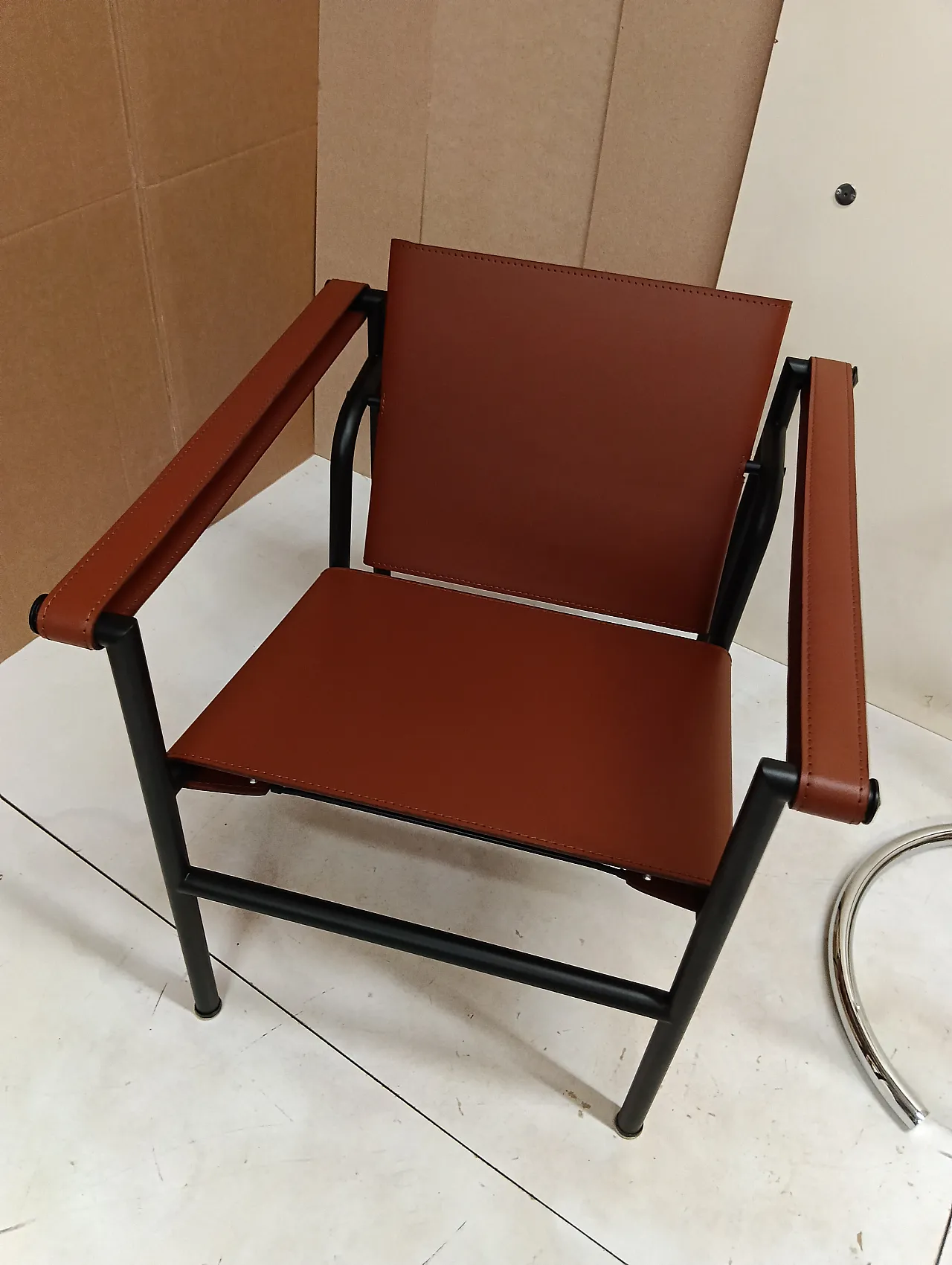 Pair of LC1 armchairs by Alivar in Cognac leather, 2000s 12