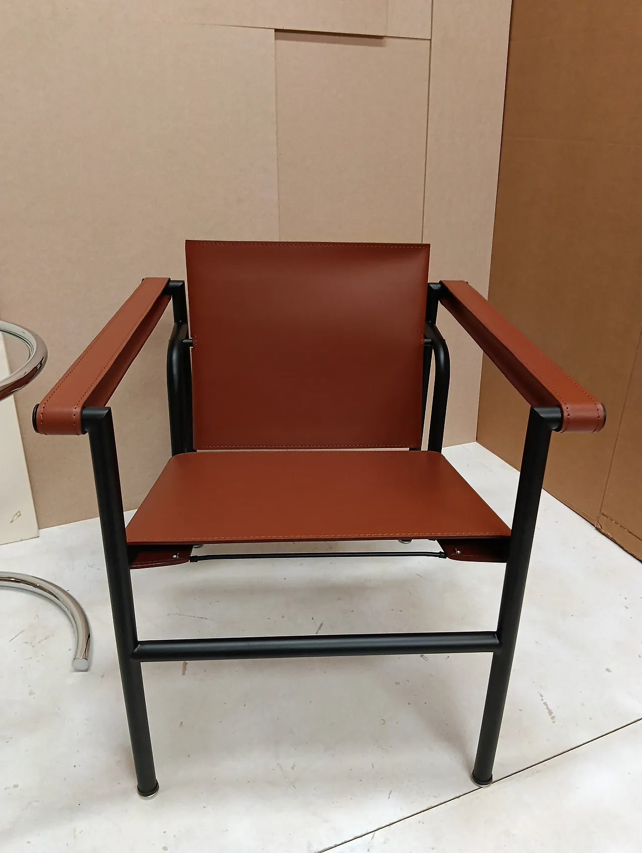 Pair of LC1 armchairs by Alivar in Cognac leather, 2000s 40