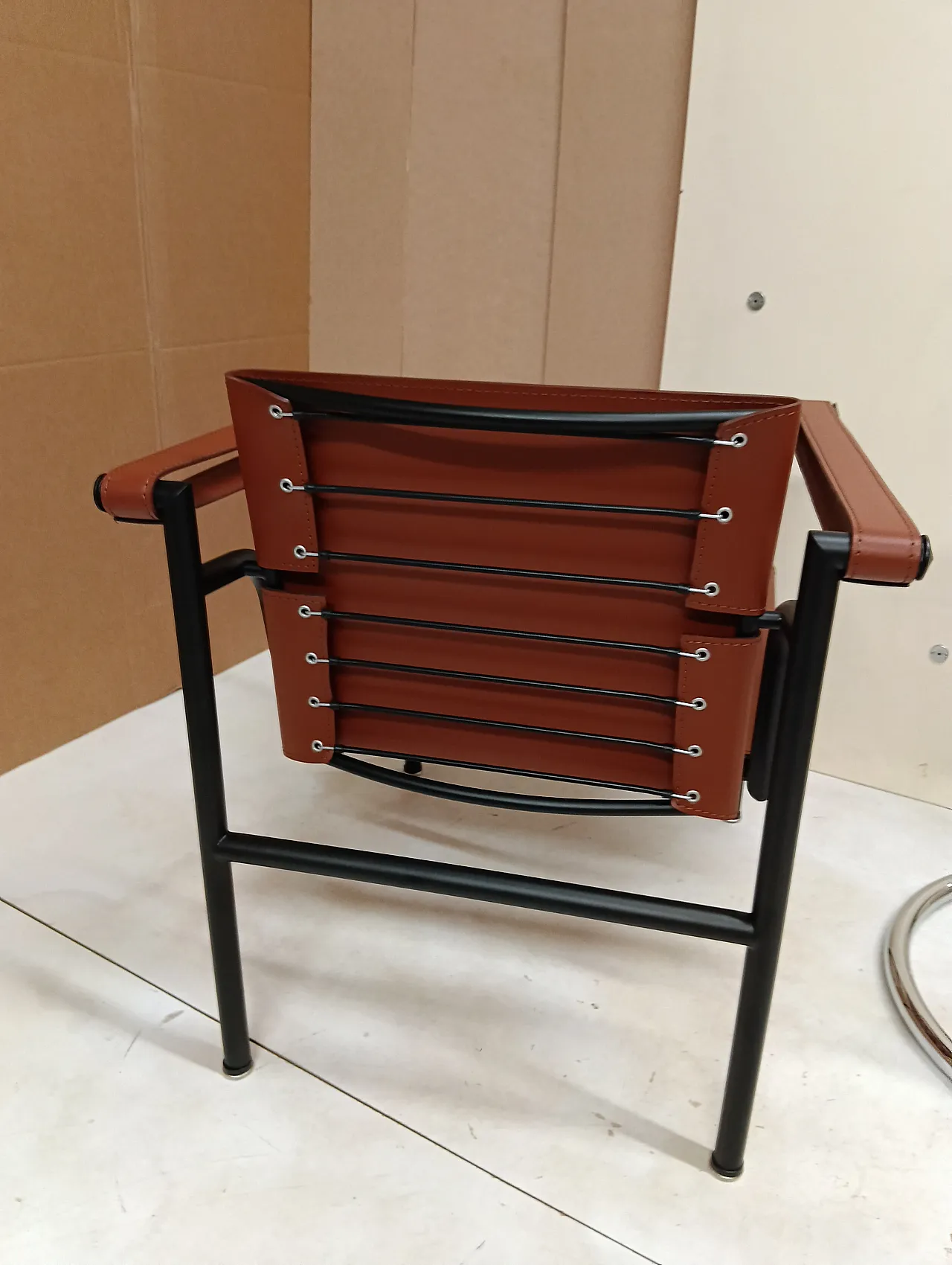 Pair of LC1 armchairs by Alivar in Cognac leather, 2000s 54