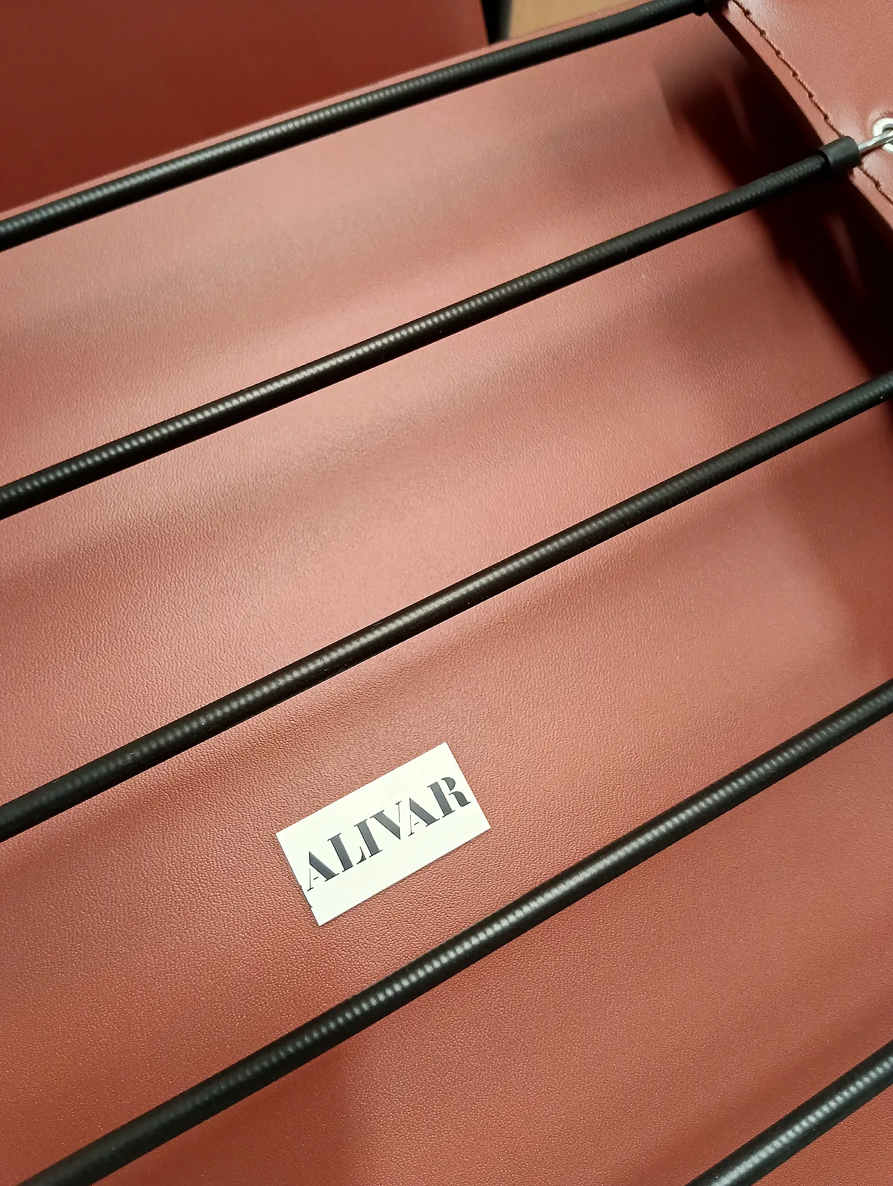 Pair of LC1 armchairs by Alivar in Cognac leather, 2000s 114