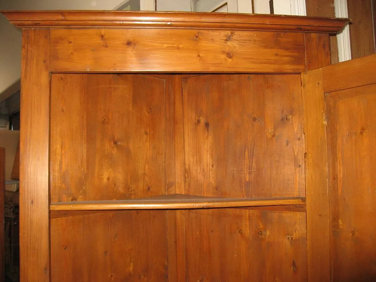 Antique corner unit, early 1900s, in fir. 3