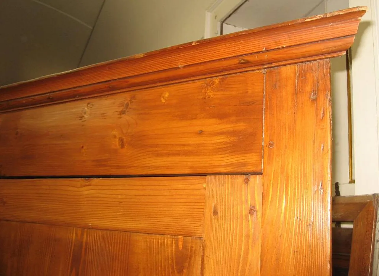 Antique corner unit, early 1900s, in fir. 7