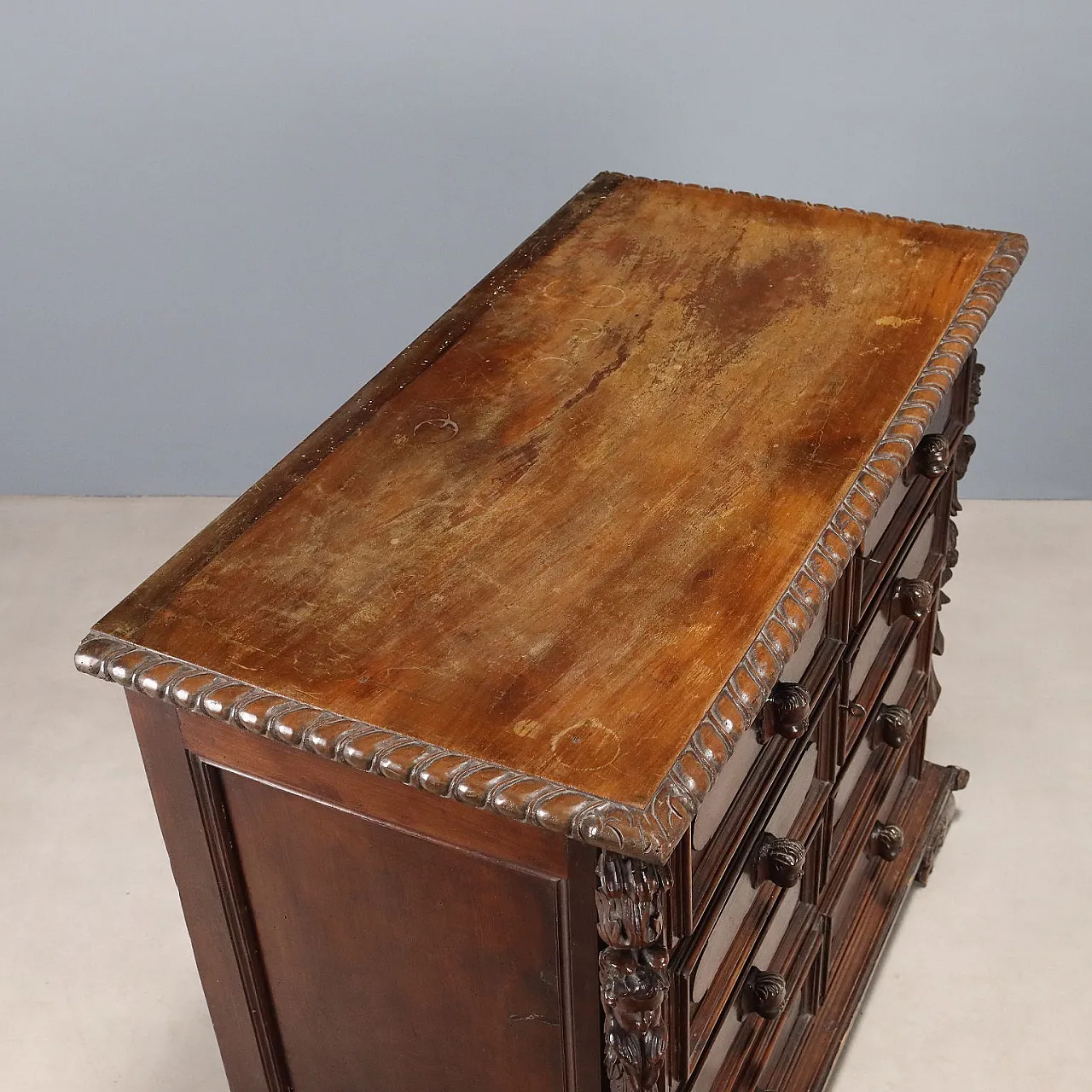 Baroque chest of drawers in walnut and poplar, 18th century 9