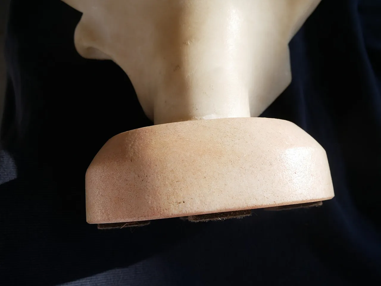 Marbke bust of a peasant girl, early 20th century 9