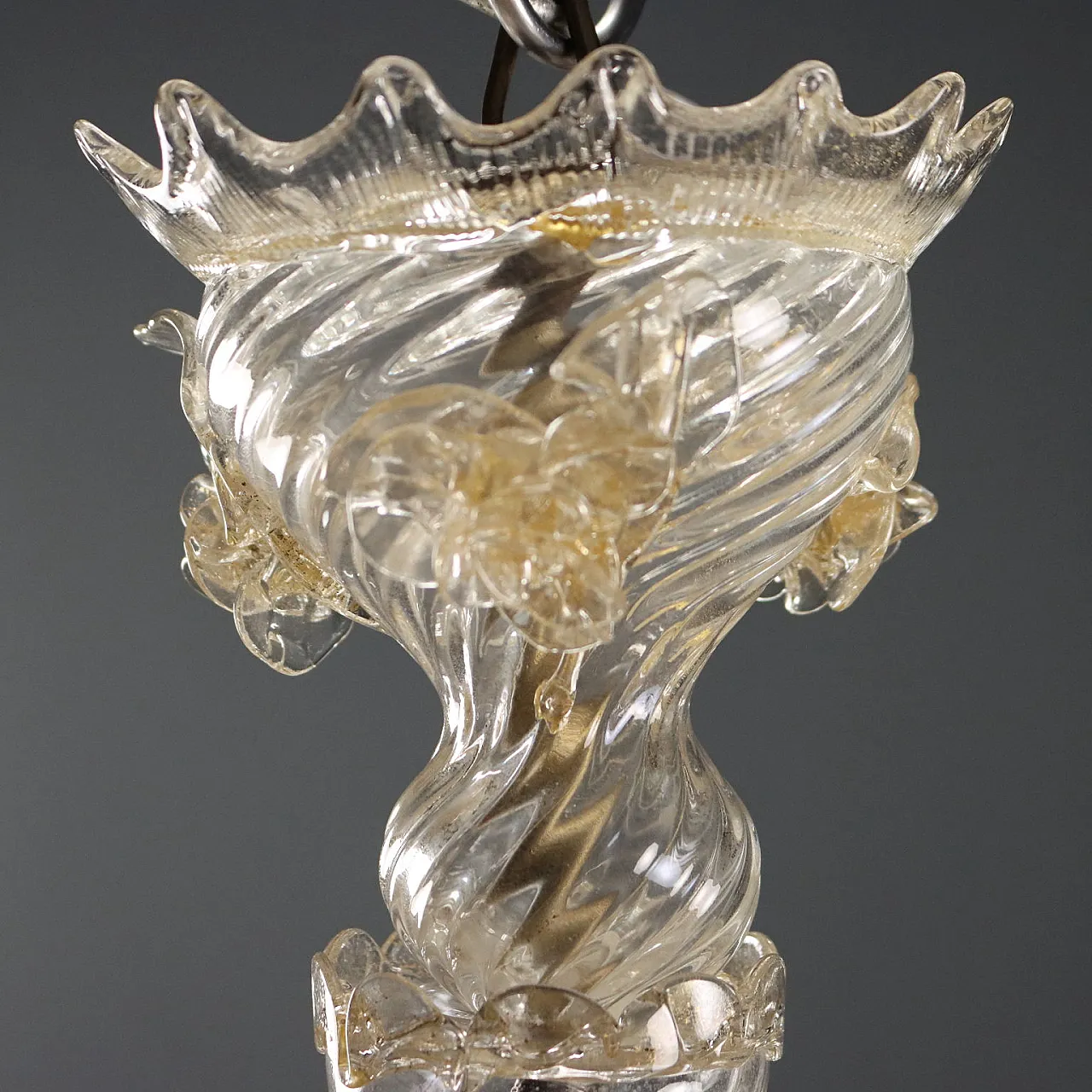 Chandelier in transparent blown glass and gilding, 20th century 5