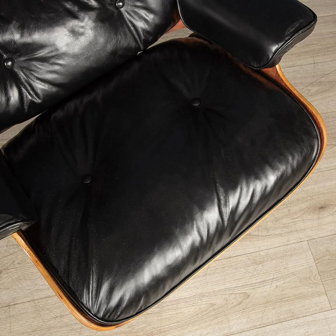 Poltrona lounge Eames in pelle nera, 1980 8