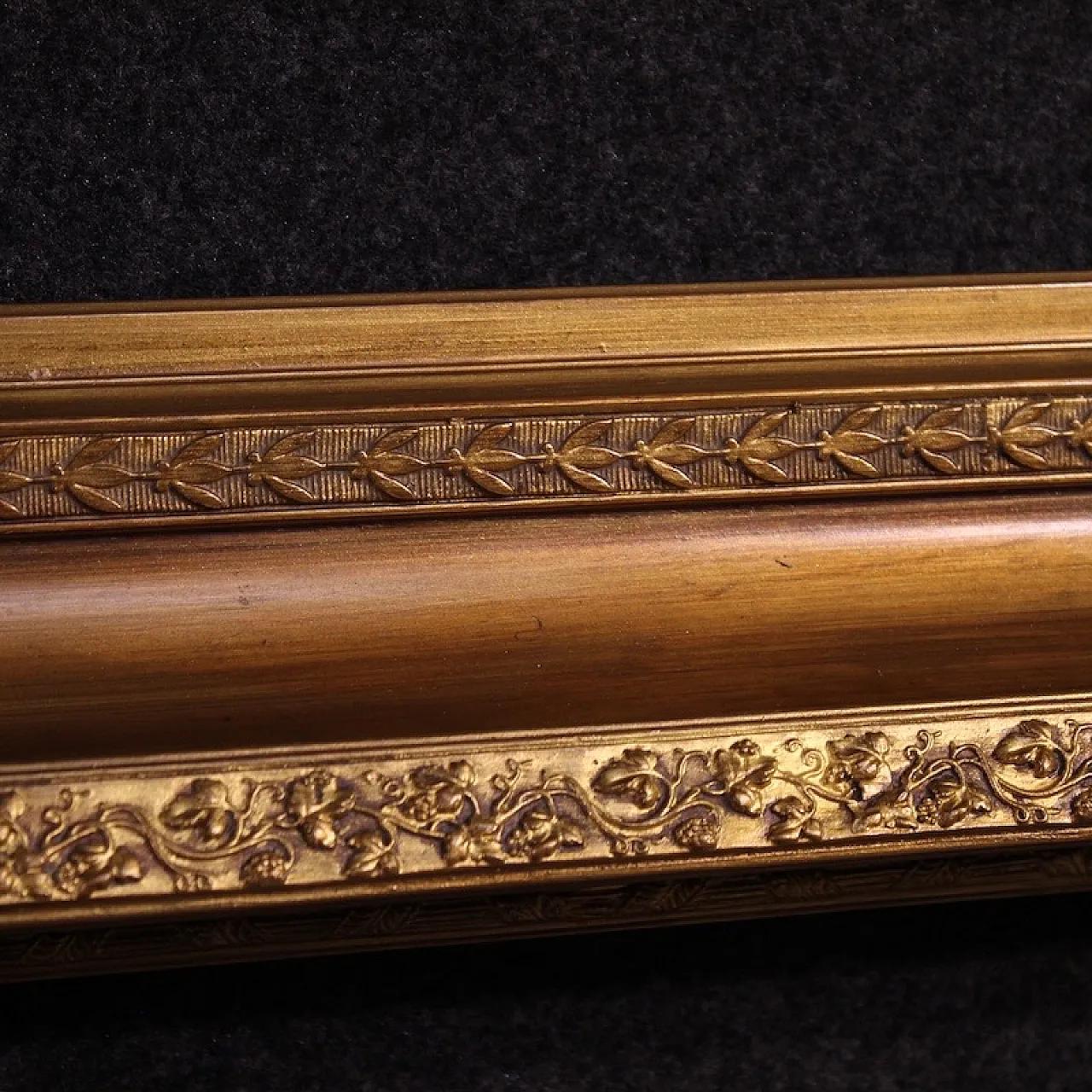 Gilt Spanish frame, 20th century 9