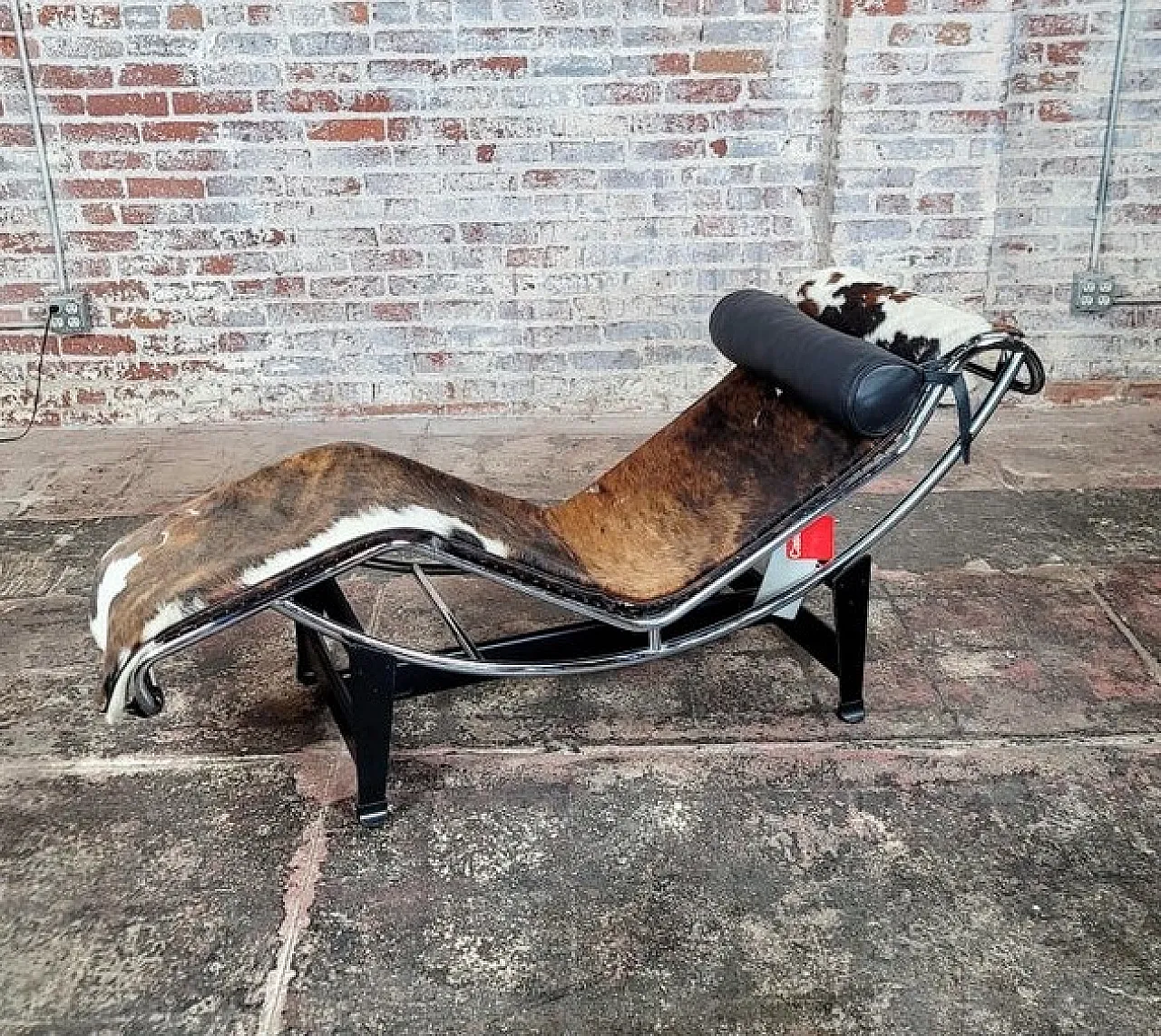 LC4 di Le Corbusier per Cassina, anni 2000 2