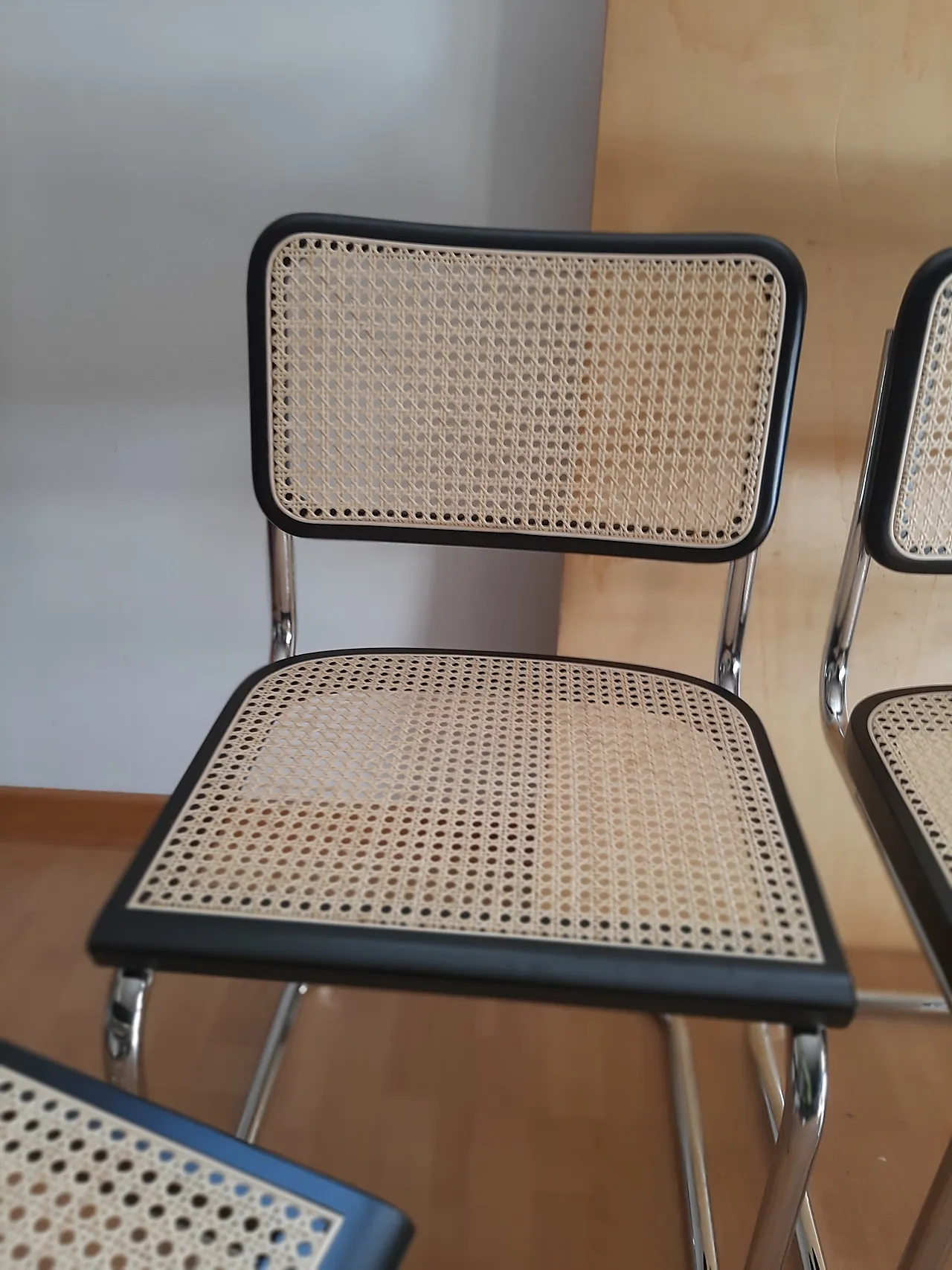 4 Sedie Ceca B32 in legno laccato nero di Mdf Italia, anni 2000 39