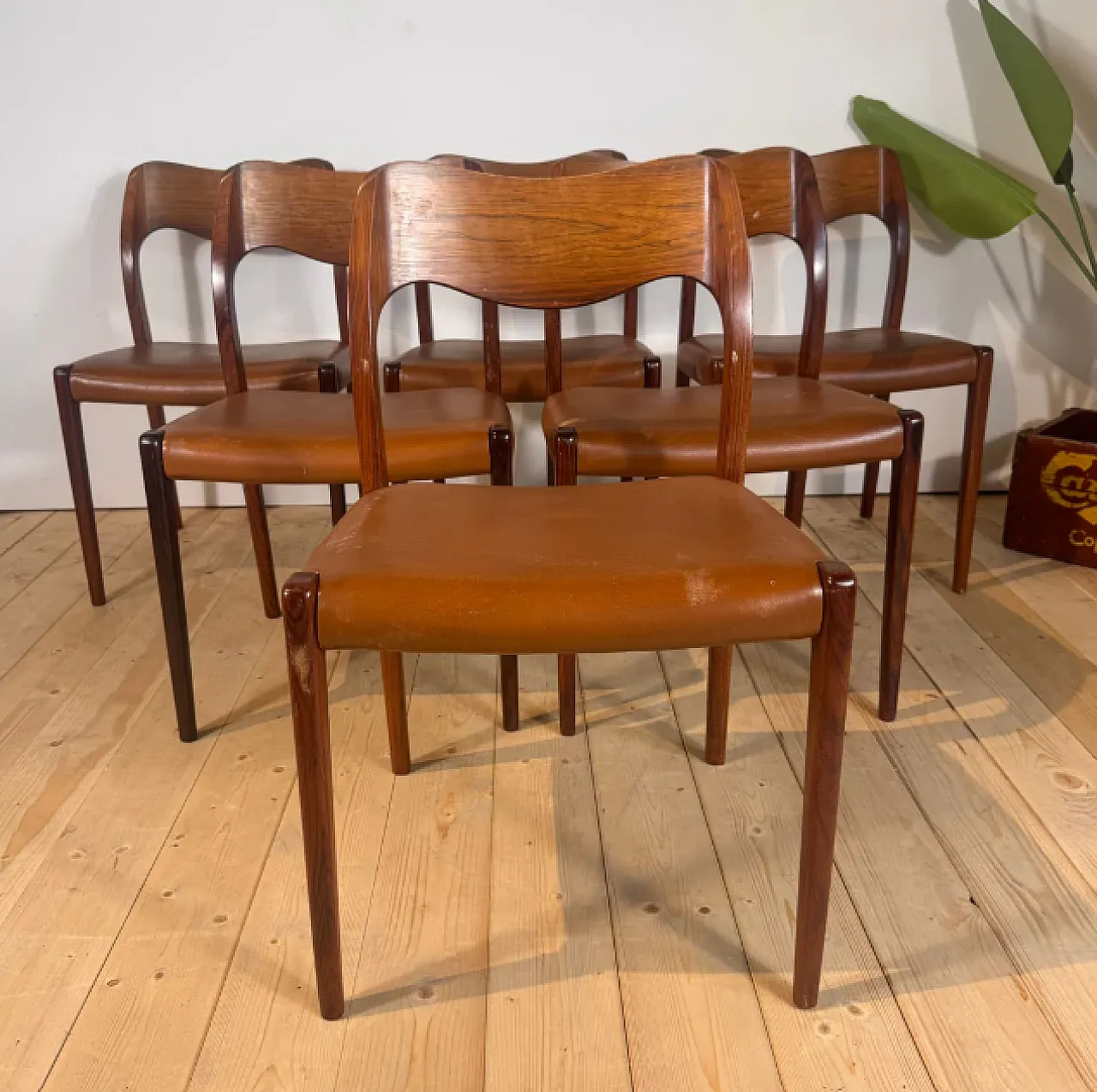 6 sedie Model 71 di Niels Otto Møller, anni ’60 1